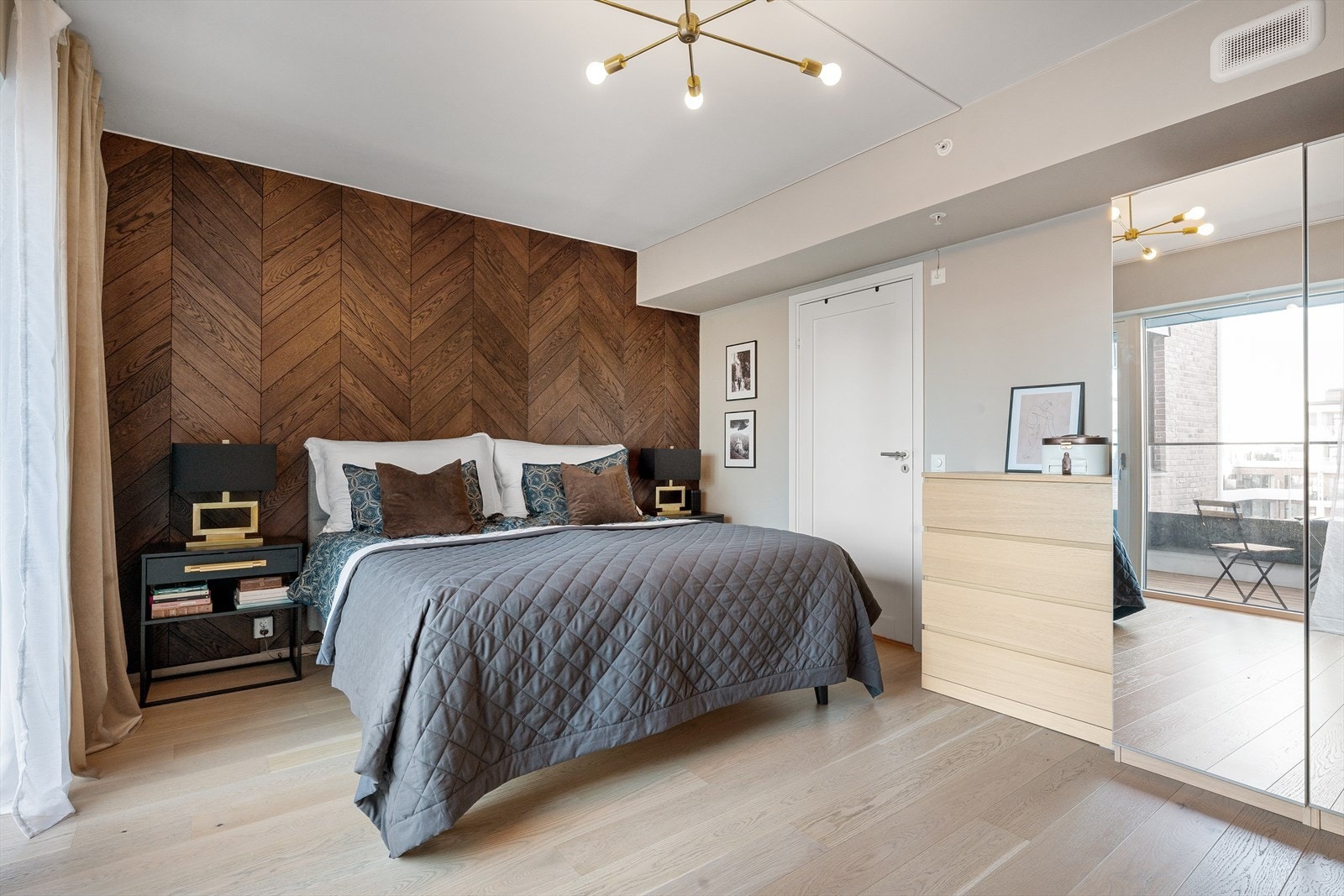 Soverommet har direkte adkomst til eget bad. Galleribilde