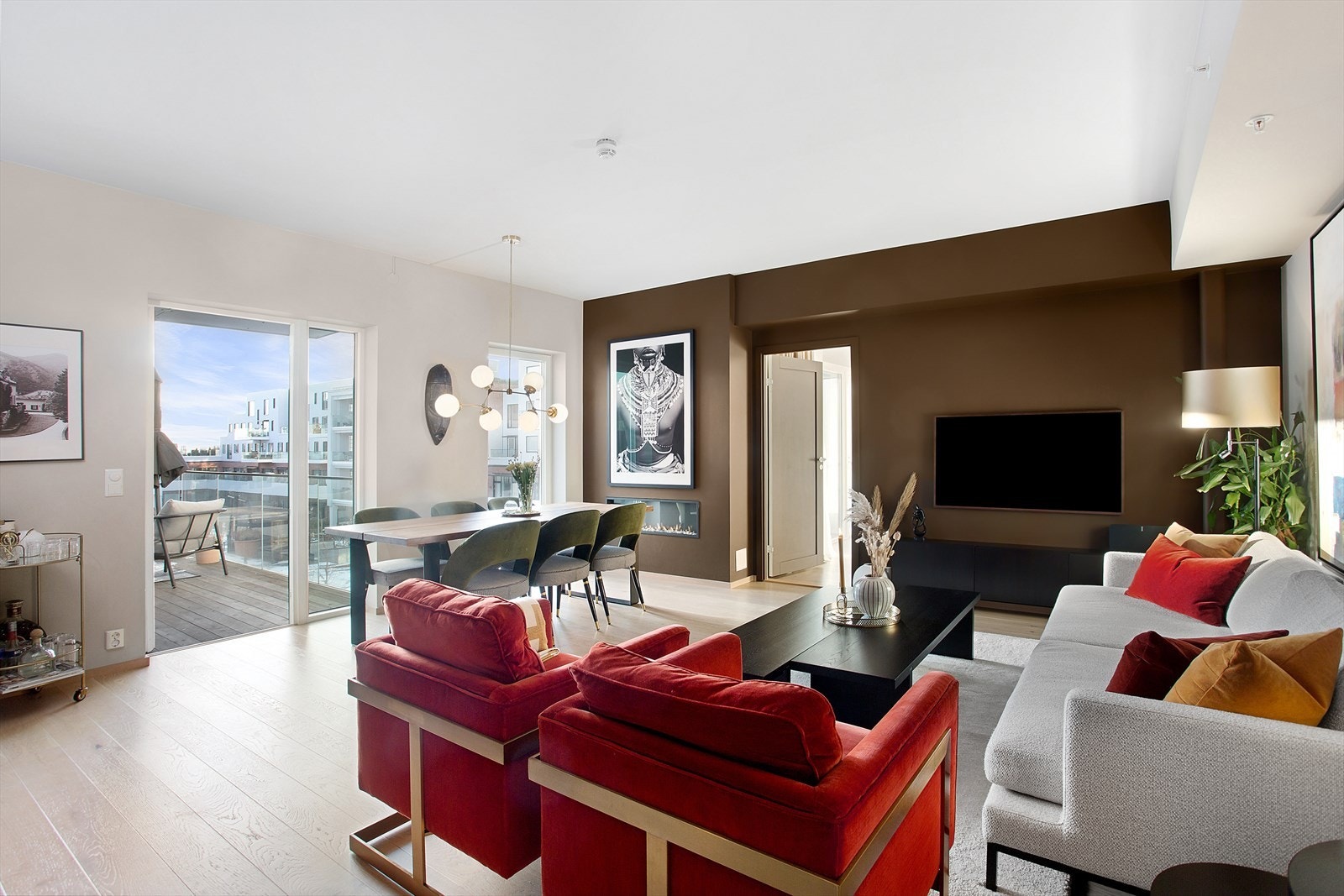 Lekker 4-roms med vesentlig oppgradert og påkostet standard. Galleribilde