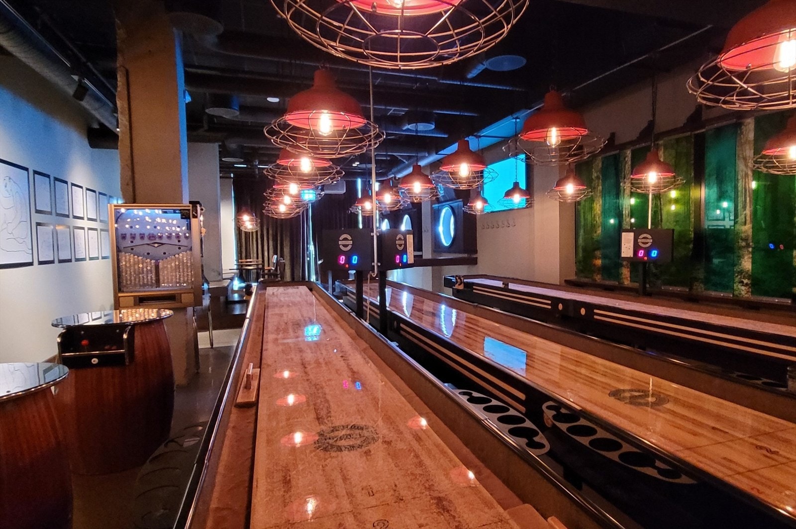 På populære Hasle Linie Gastropub finner du blant annet god mat og drikke, fotballkamper, shuffleboard og dart. Galleribilde