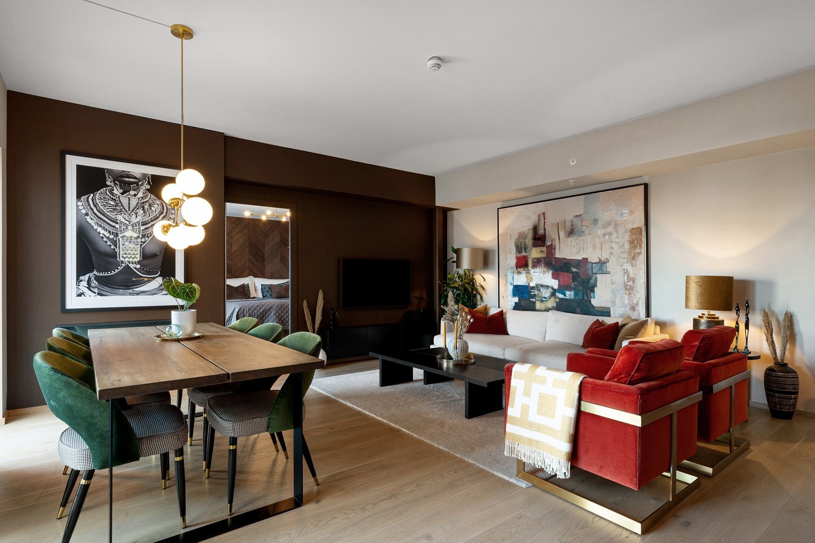 Smakfulle farge- og materialvalg. Galleribilde