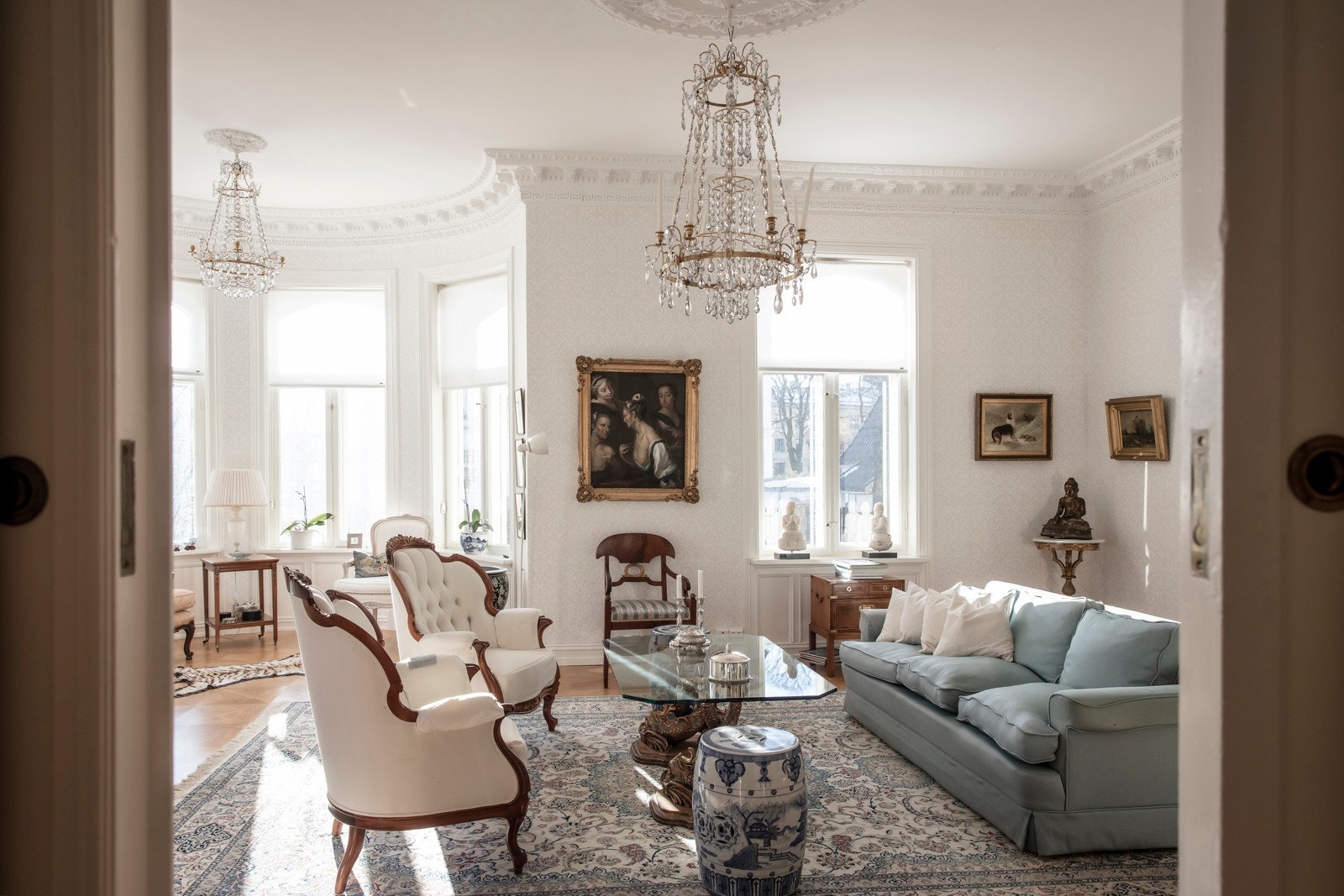 Store gode rom og en vakker himlingslayout Galleribilde