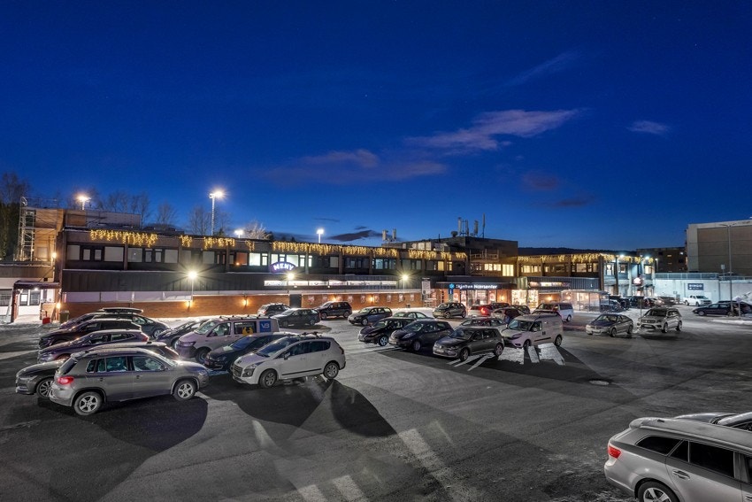 På Skjetten senteret finner man en Meny butikk, apotek med mer. Galleribilde