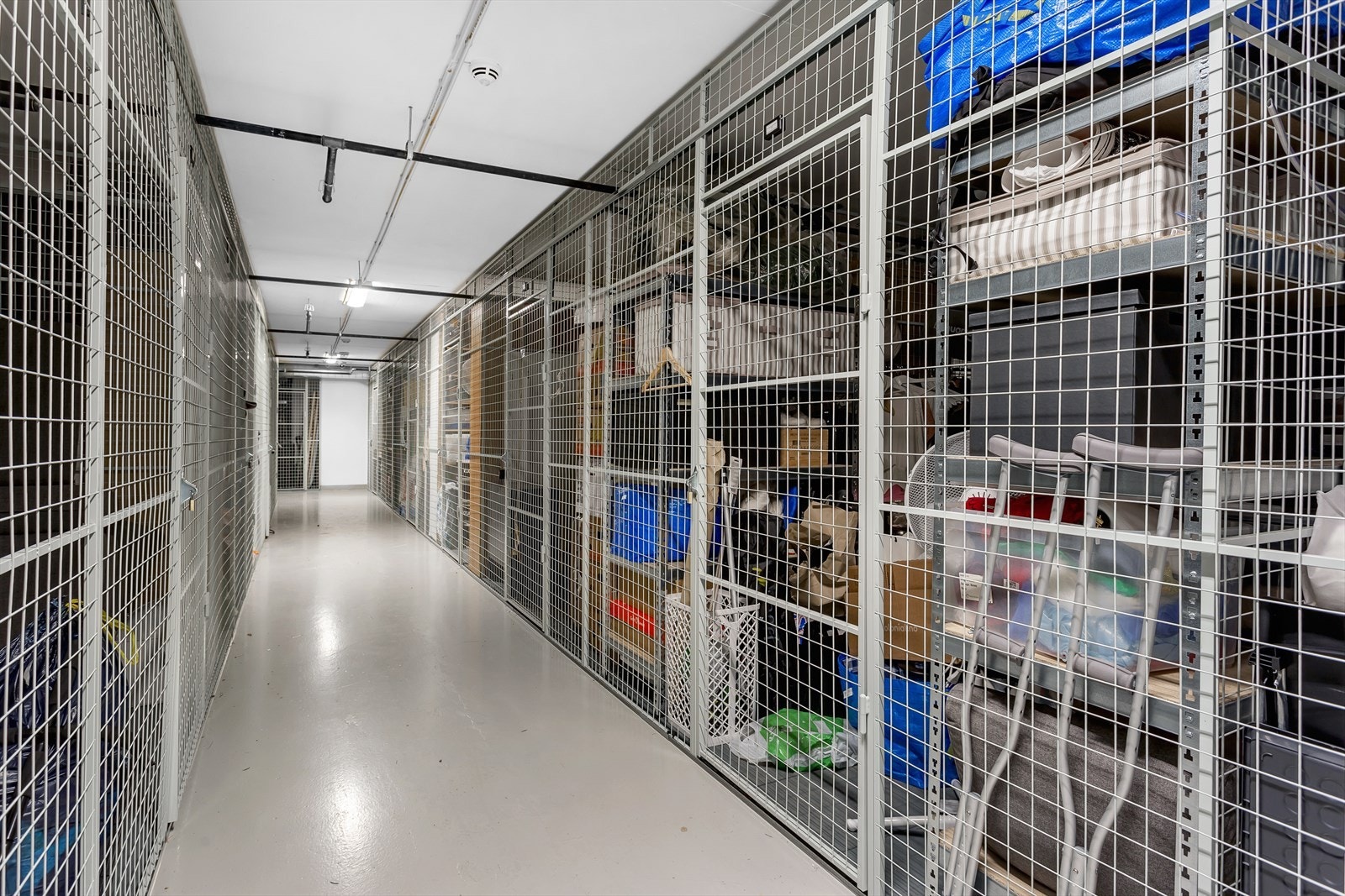 Tilhørende bod i kjeller på ca. 5 m² Galleribilde