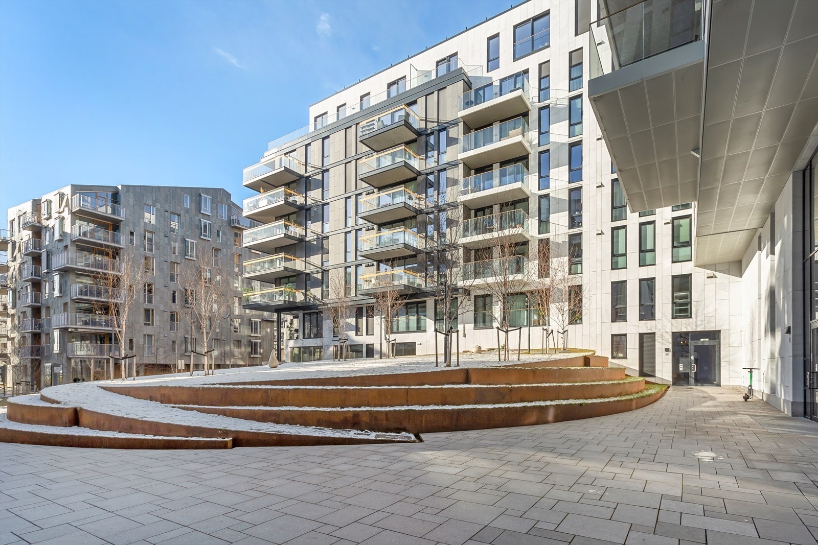 Pent opparbeidet indre gårdsrom Galleribilde