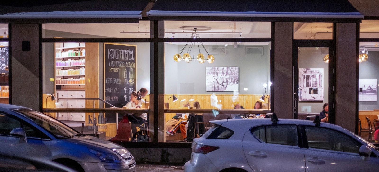 Det er flere hyggelige caféer i gangavstand fra leiligheten. Galleribilde