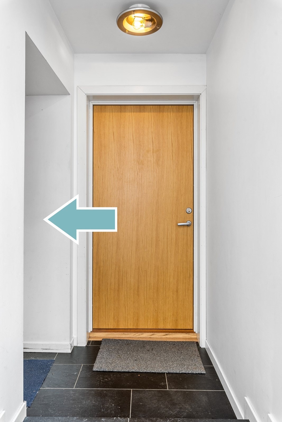 Felles yttergang - leiligheten er til venstre som merket Galleribilde