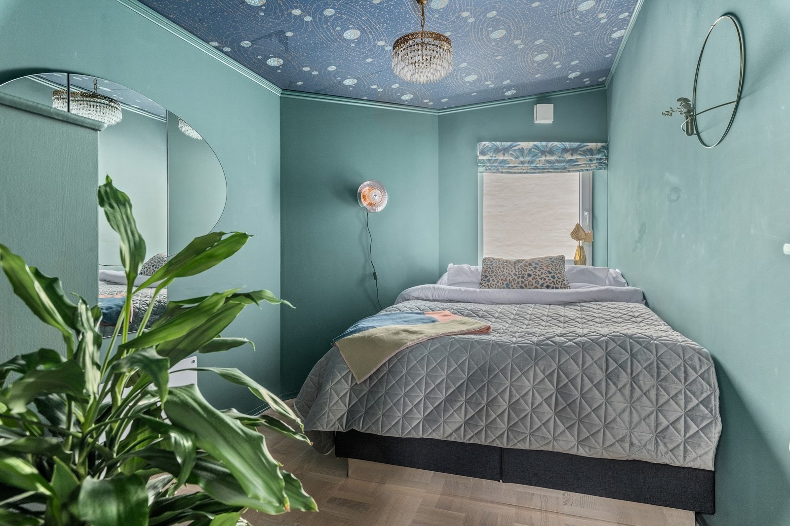 Soverommene har rolige omgivelser beliggende i indre bygård Galleribilde