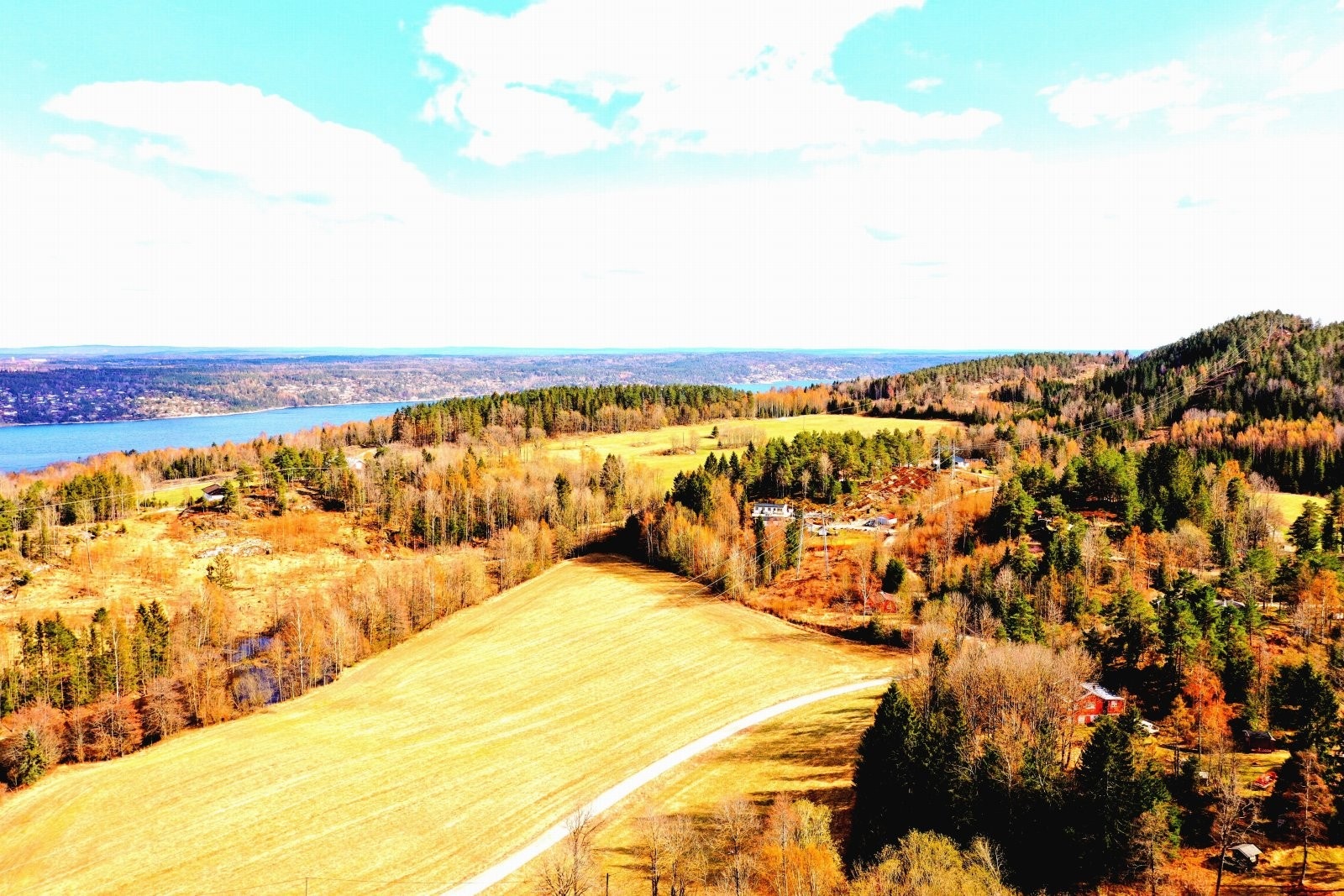 Drømmer du om rimelig fritidsbolig med kort kjøreavstand hjemmefra? På Storsand i Hurum kan drømmen gå i oppfyllelse! Galleribilde