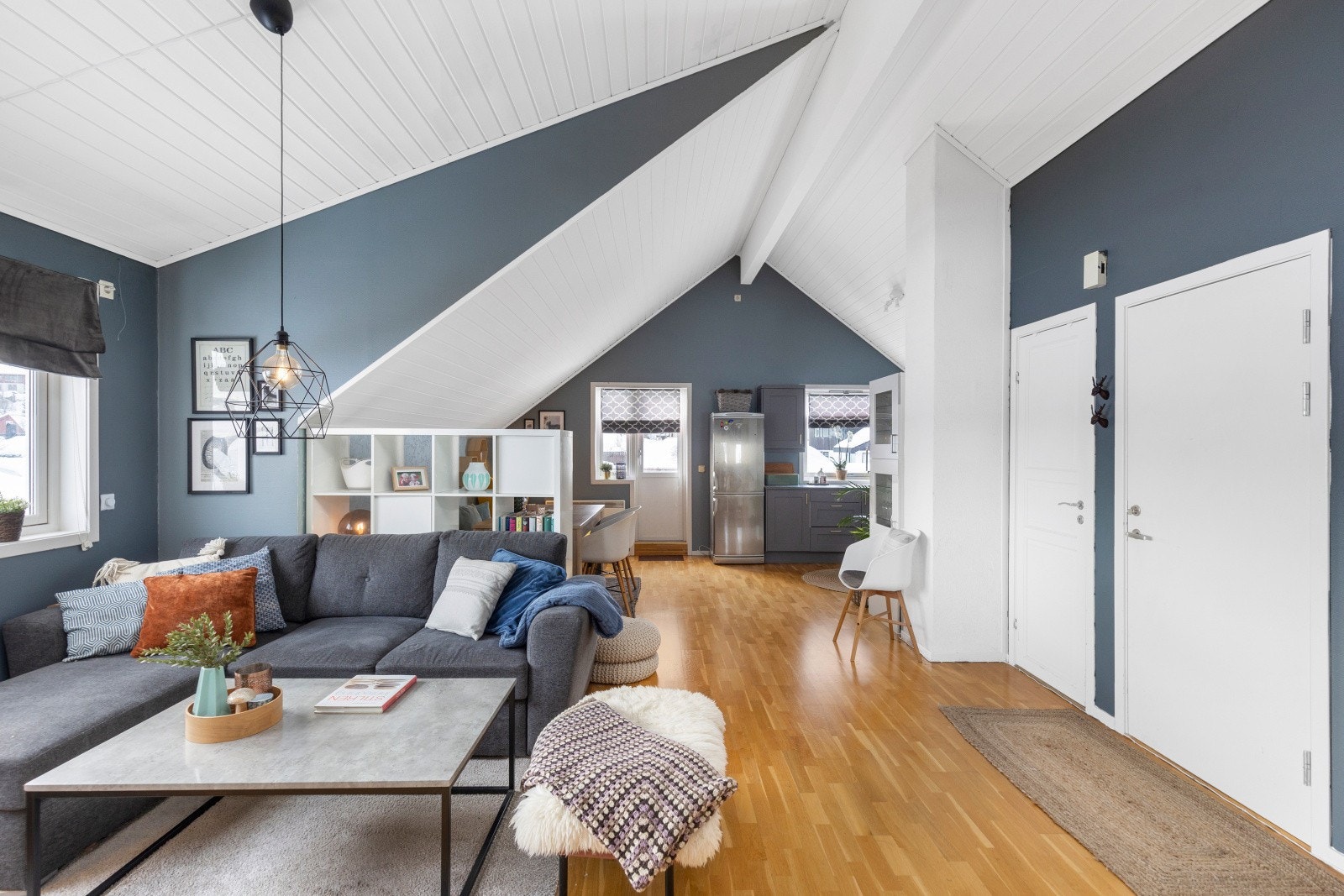 EiendomsMegler 1 v/Frank Robert Bae har gleden av å presentere en flott 3-roms selveierleilighet på Dalgård! Galleribilde