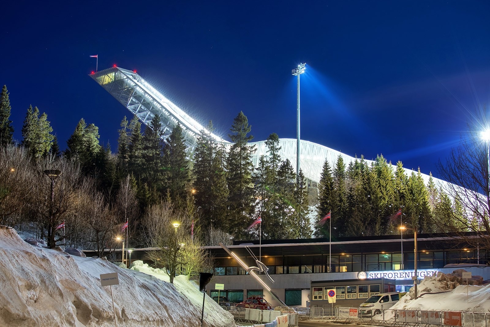 Hoppbakken i Holmenkollen Galleribilde