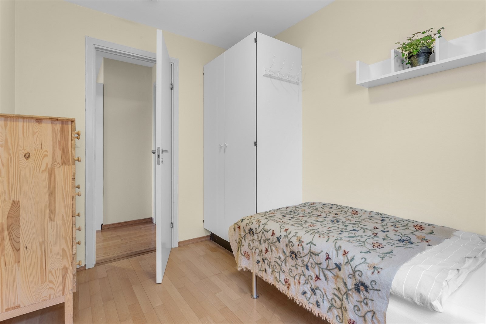 Soverom nr.2 Galleribilde