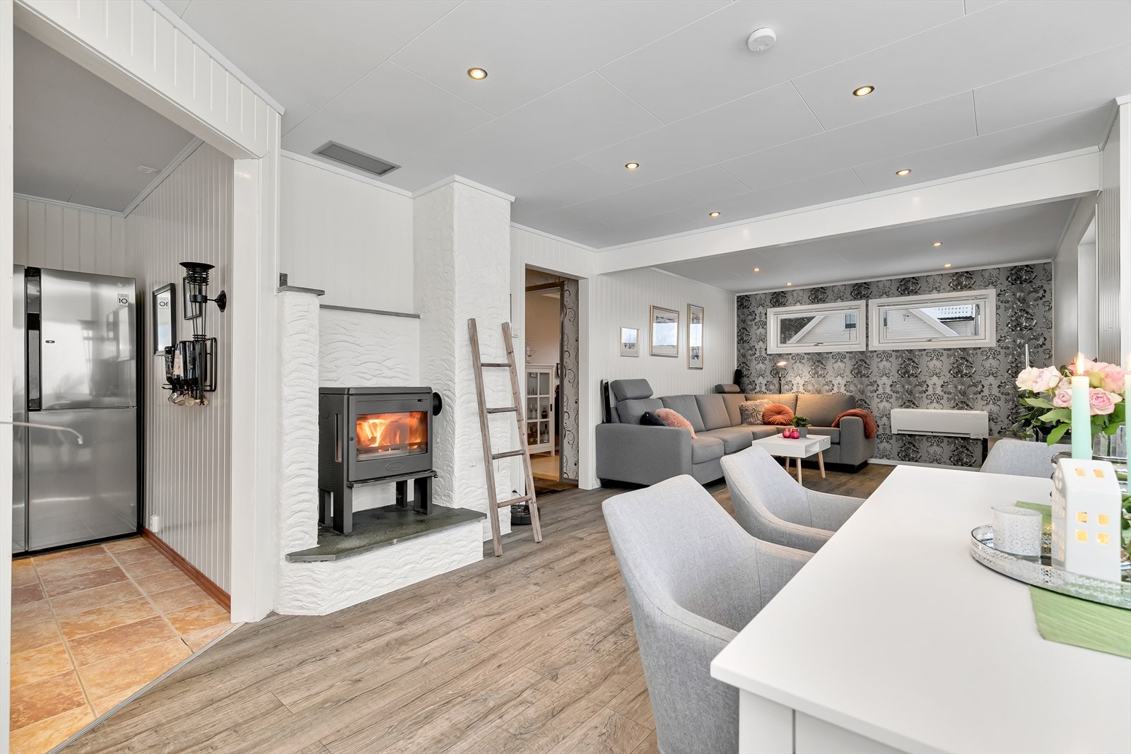 Vedovn i stue Galleribilde