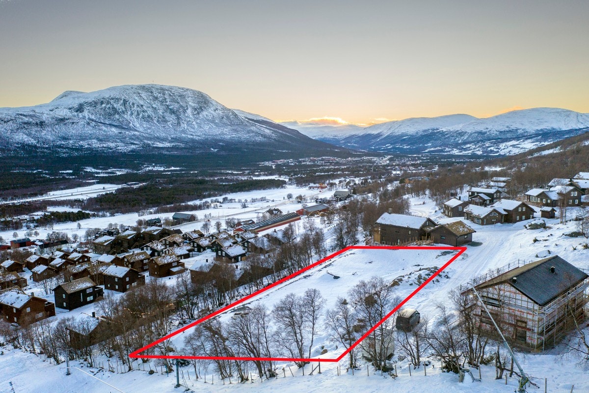 Velkommen til Øvre Gorsetråket 48-52! Fire byggeklare utsiktstomter uten byggeklausul Galleribilde