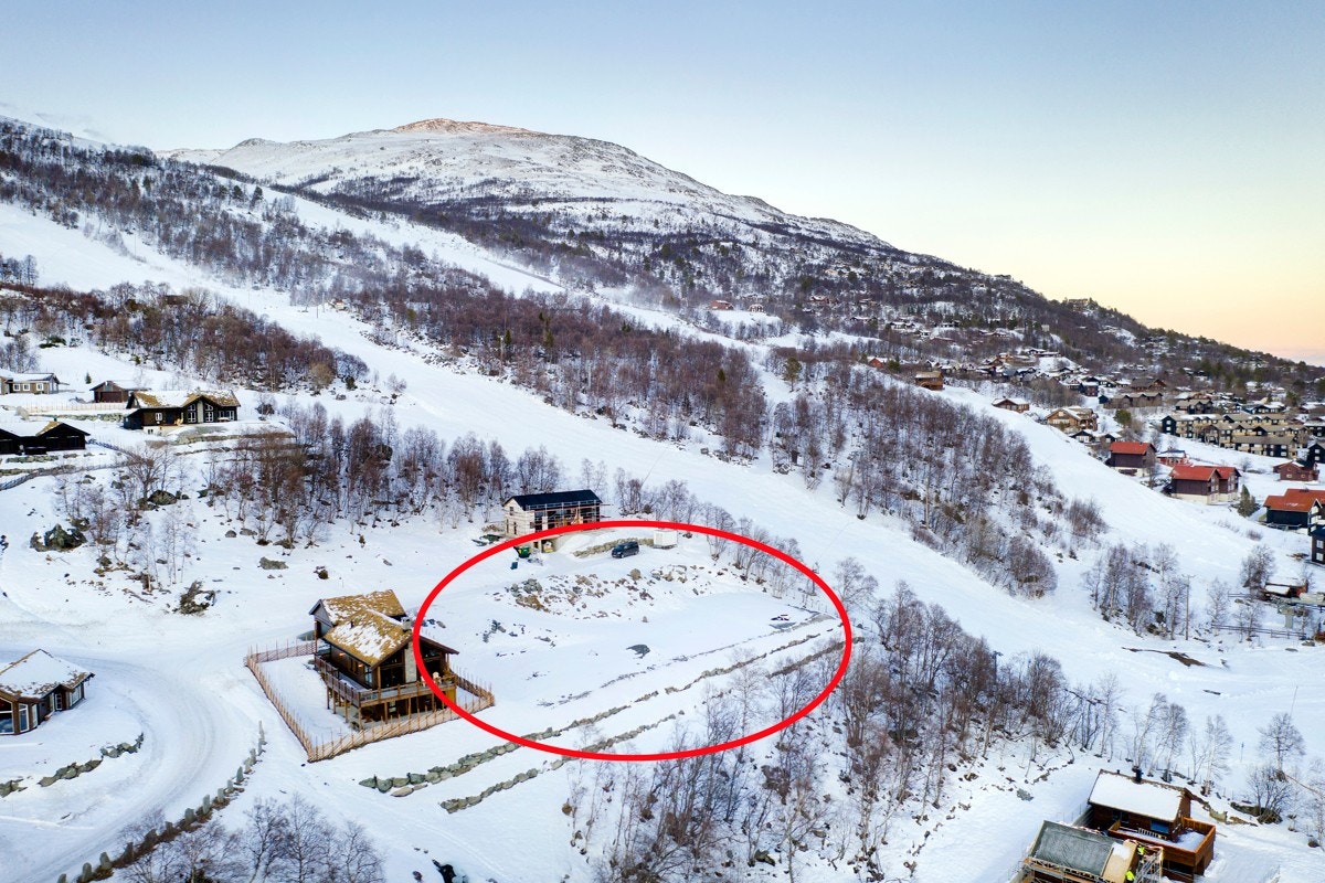 Tomtene er opparbeidet, klare til finavretting, støping og bygging Galleribilde