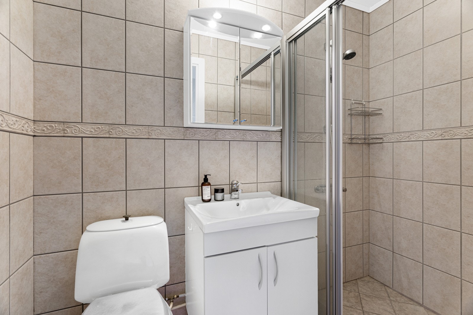 BVN-33NY Galleribilde