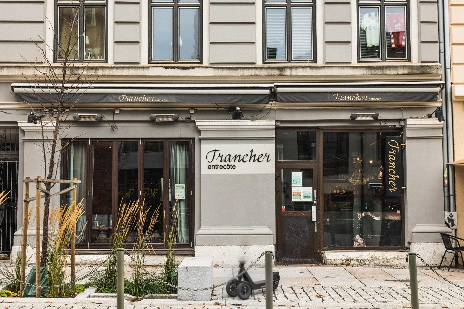 Kort gåavsand (5 min) til Trancher Entrecôte med nydelig internasjonal mat Galleribilde