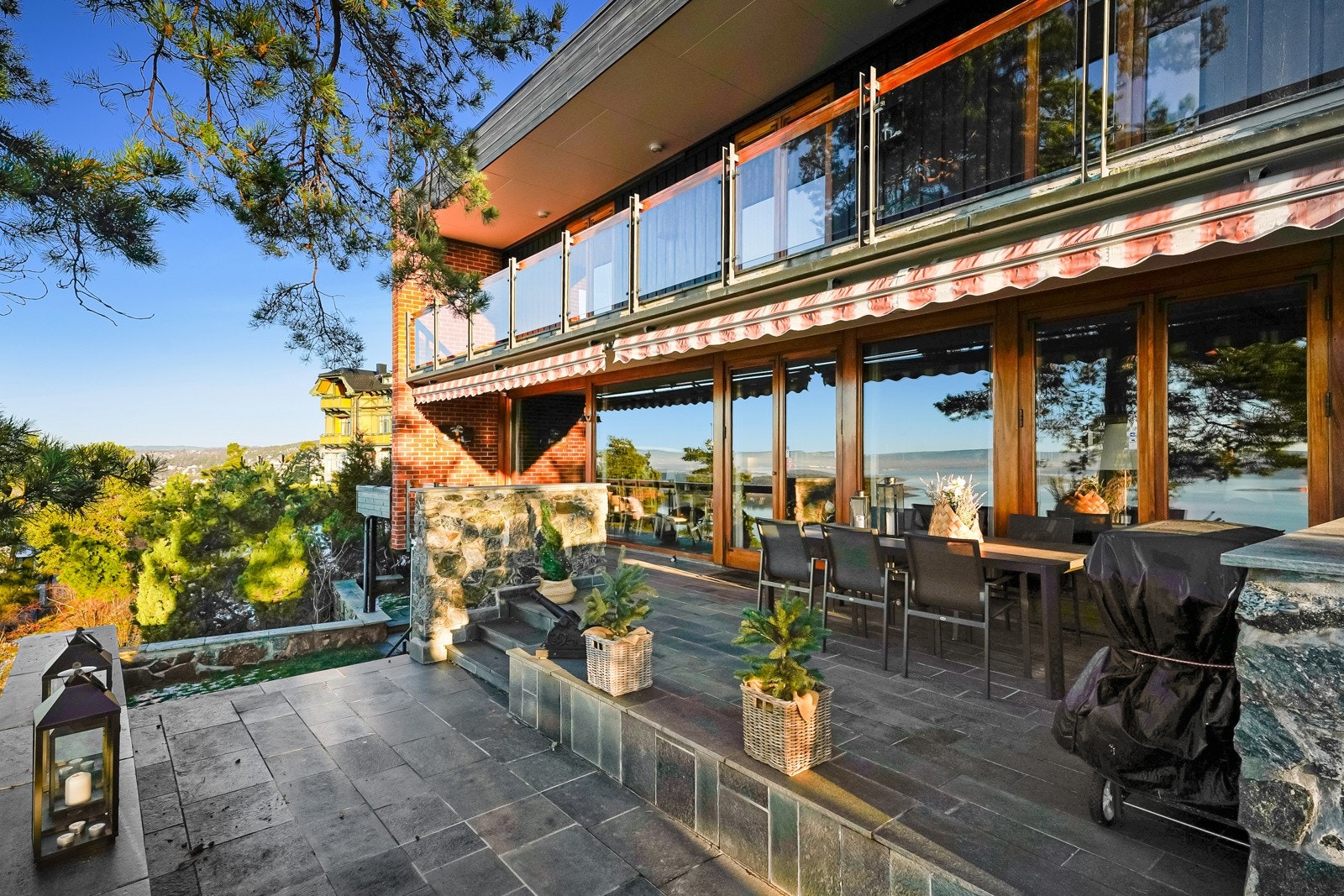 Fasade detaljer Galleribilde