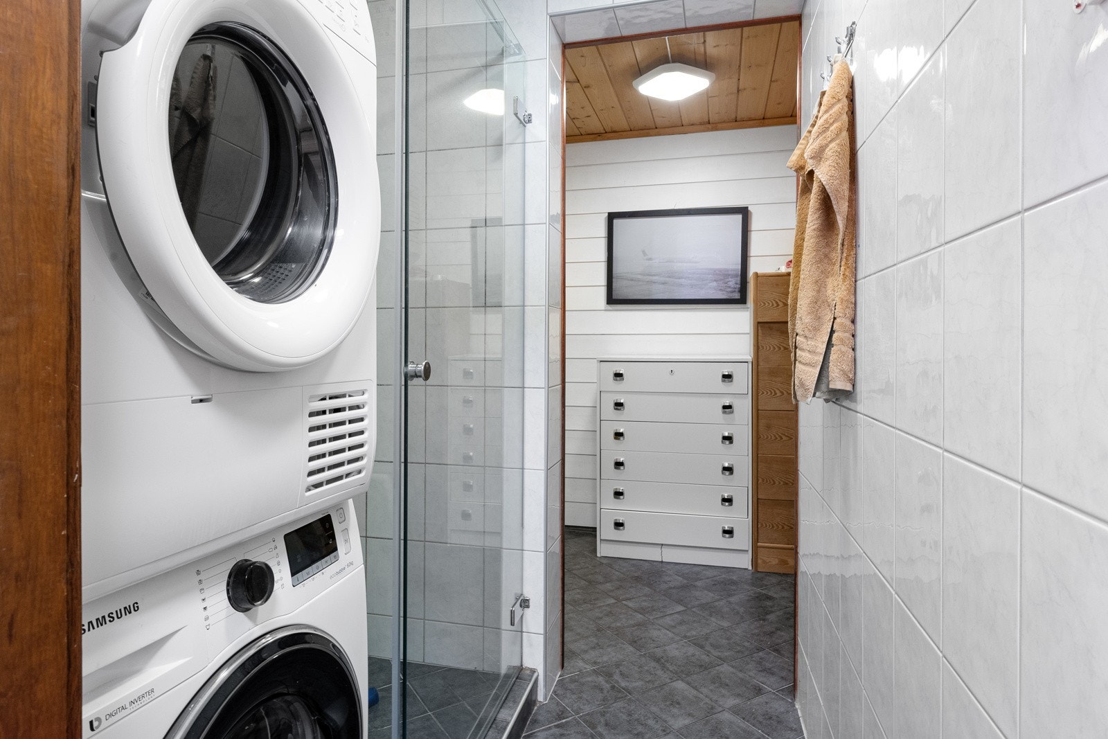 Vaskerom i hybel i u etg. Galleribilde