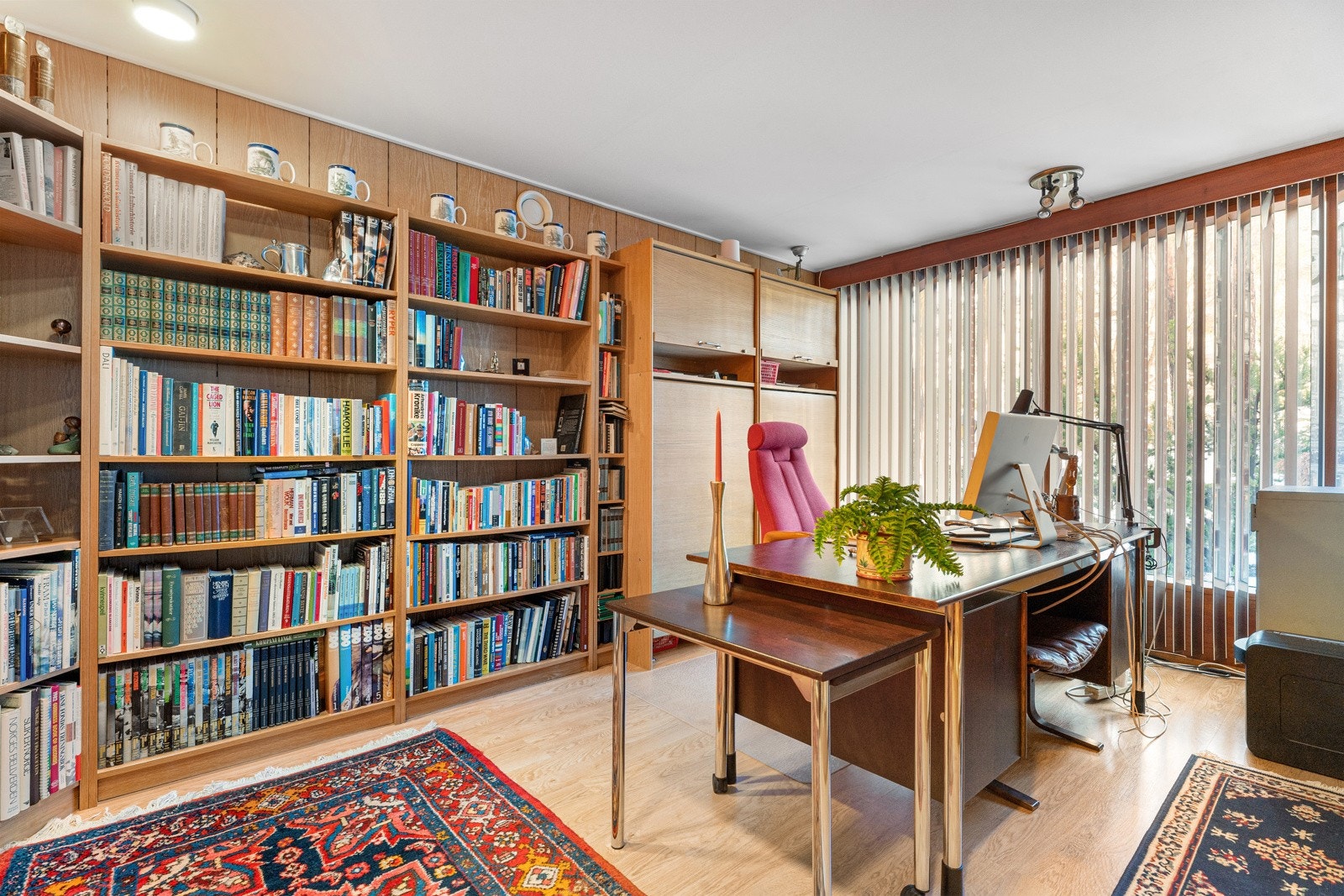 Eget stort kontor i 1 etg. Galleribilde