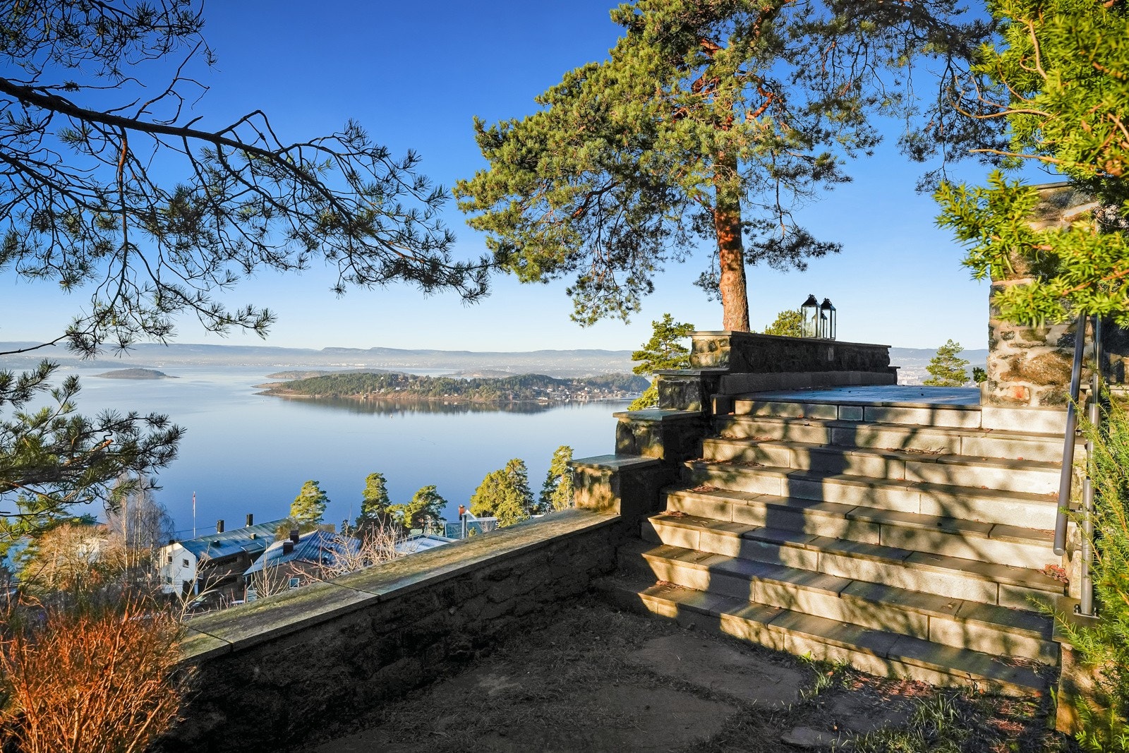 Utsiktsdetaljer og arkitektur ute - helt magisk utsikt Galleribilde