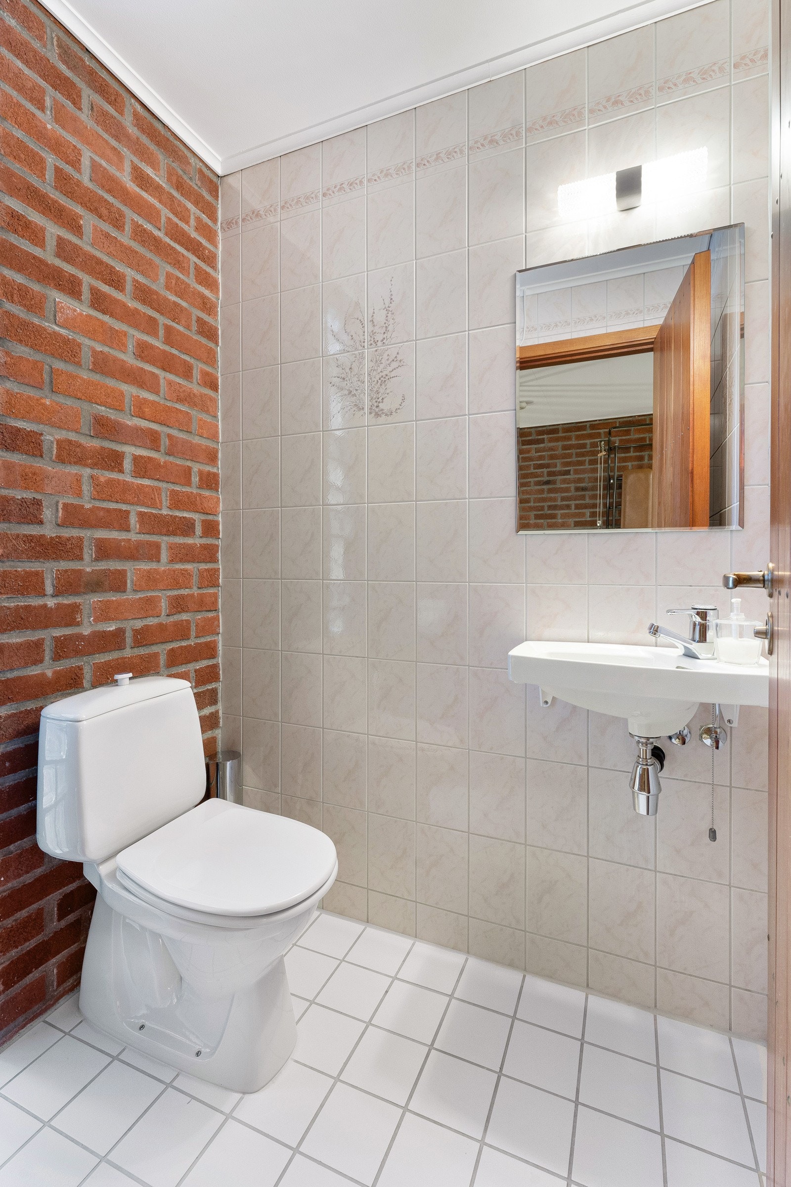 Separat toalett 2 etg Galleribilde