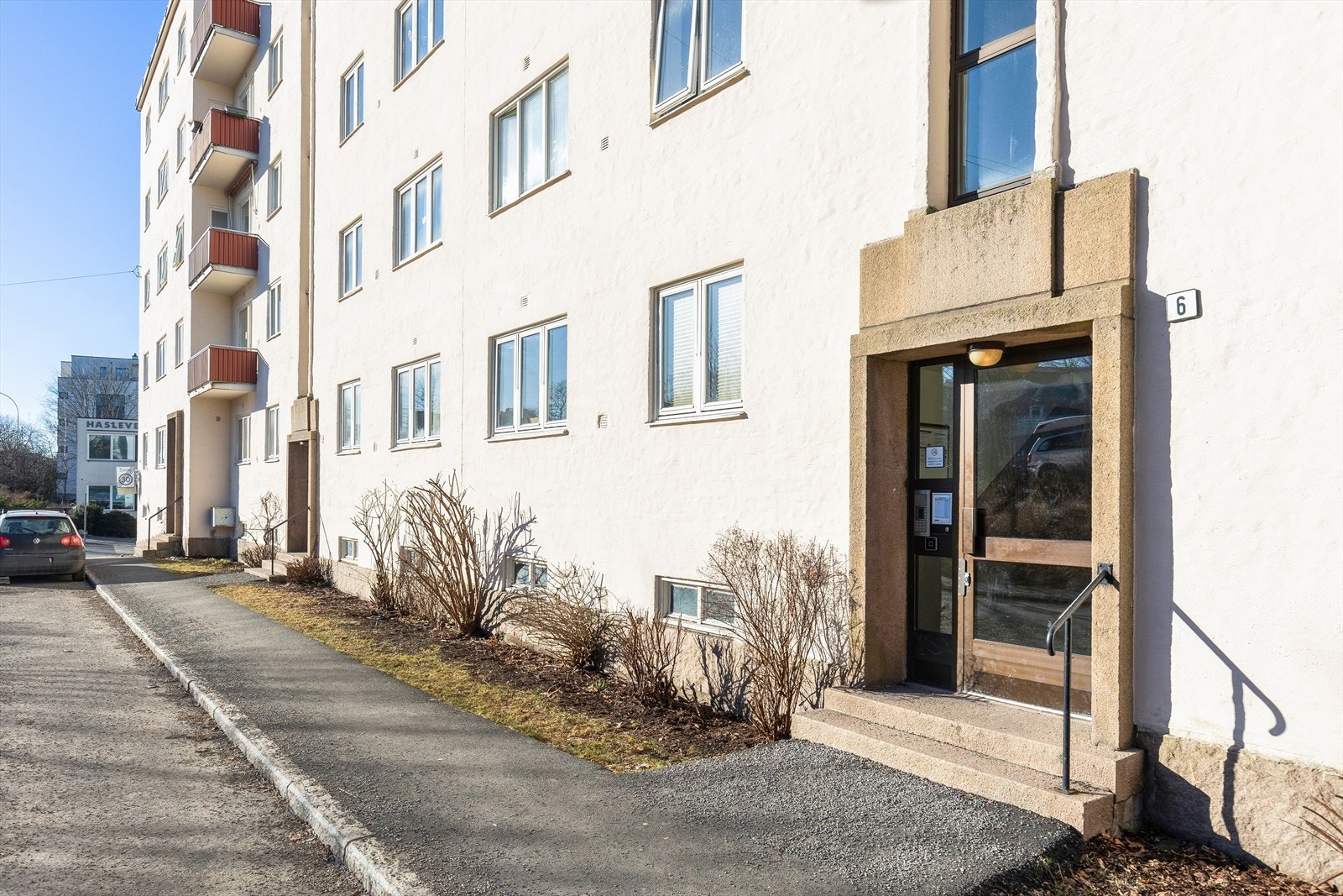 Rødstuveien 6. Galleribilde
