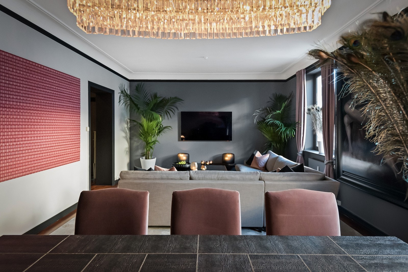 Det antas mulig å flytte kjøkkenet hit dersom man vil lage et soverom til mot bakgård. Megler/selger tar ikke ansvar for at dette lar seg gjøre Galleribilde