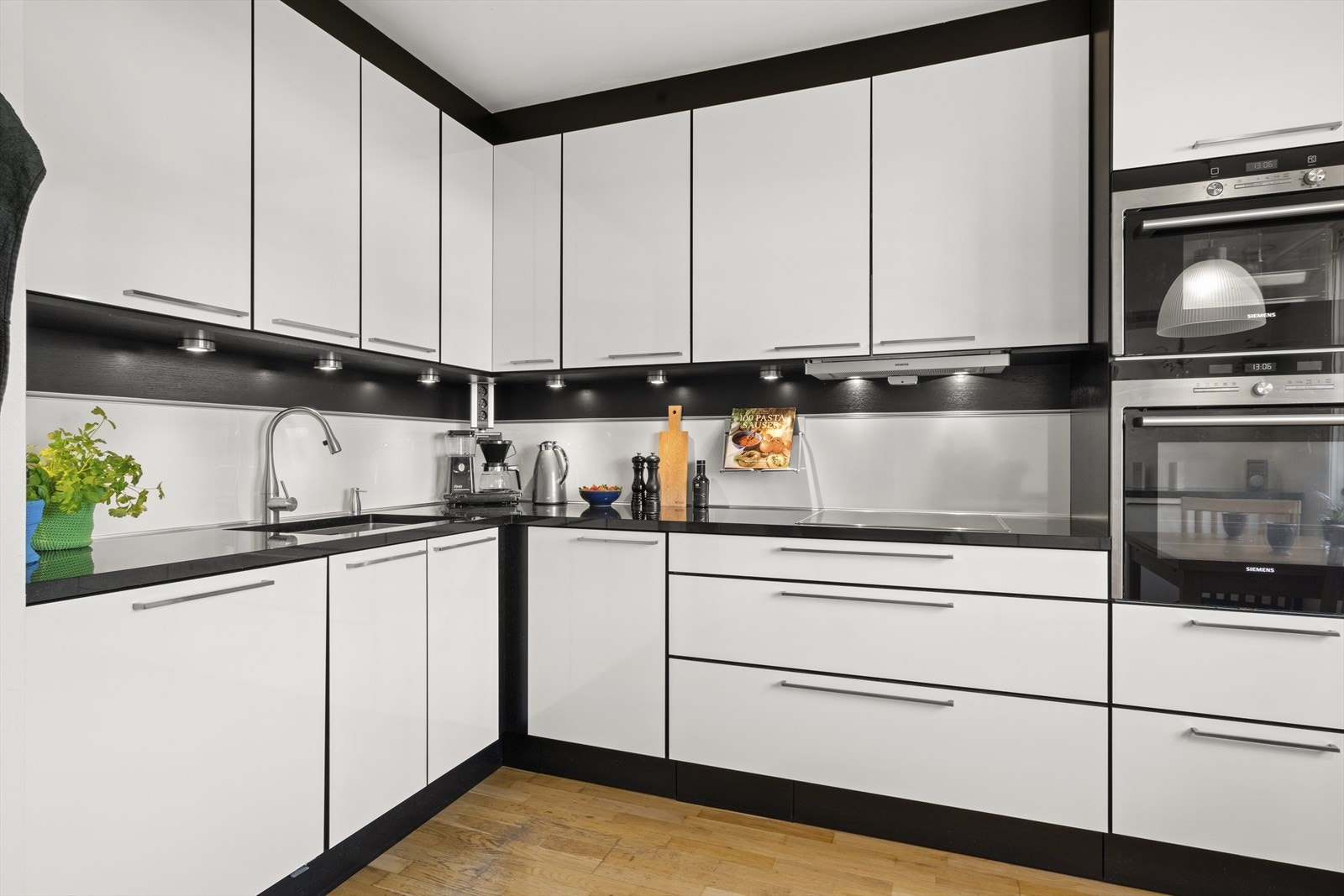 Kjøkken fra HTH, nytt i 2011 Galleribilde