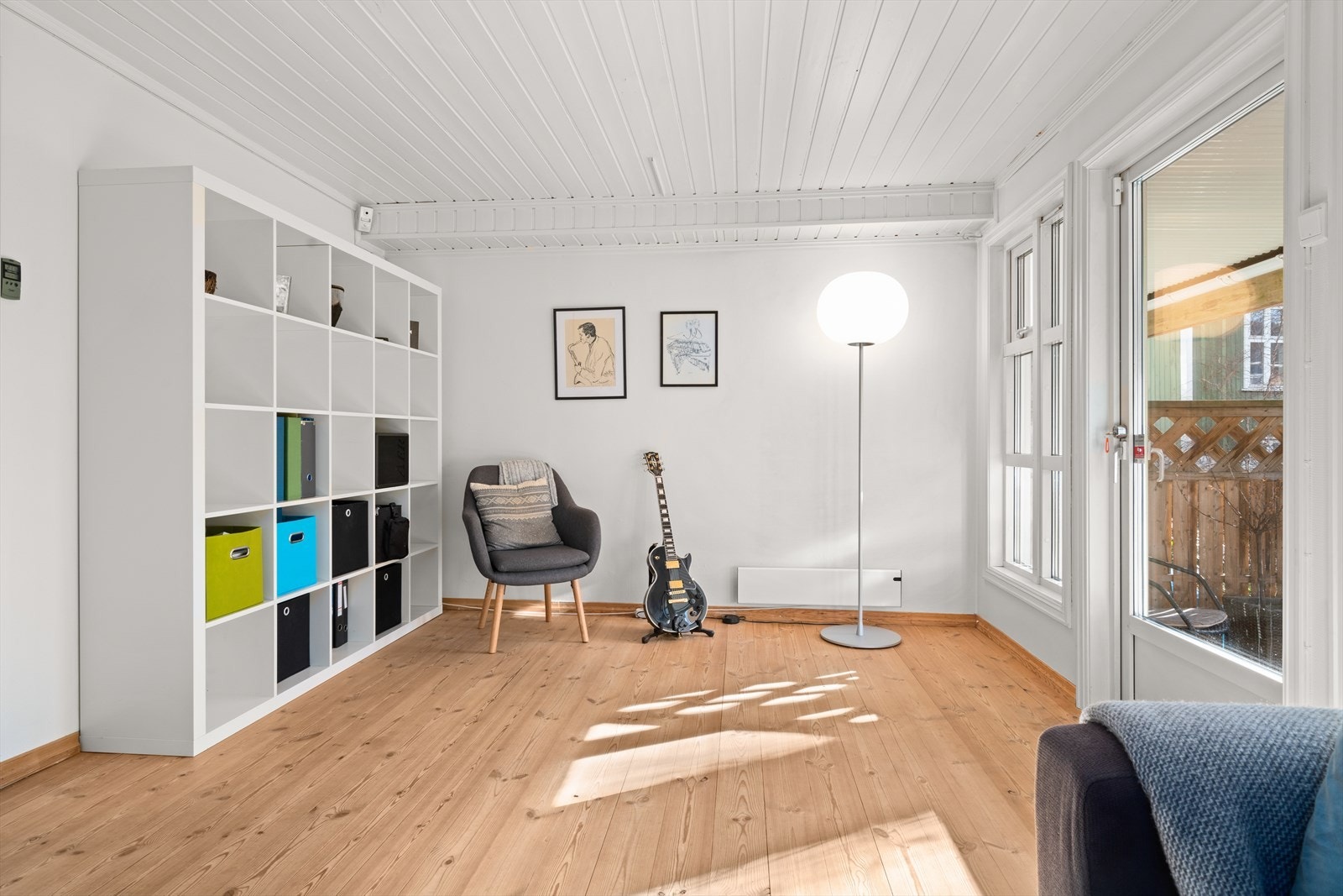 Opprinnelig byggemeldt som disp. rom - Ett av nabohusene har bruksendret og leier ut arealet i underetasjen. Tegning vedlagt Galleribilde