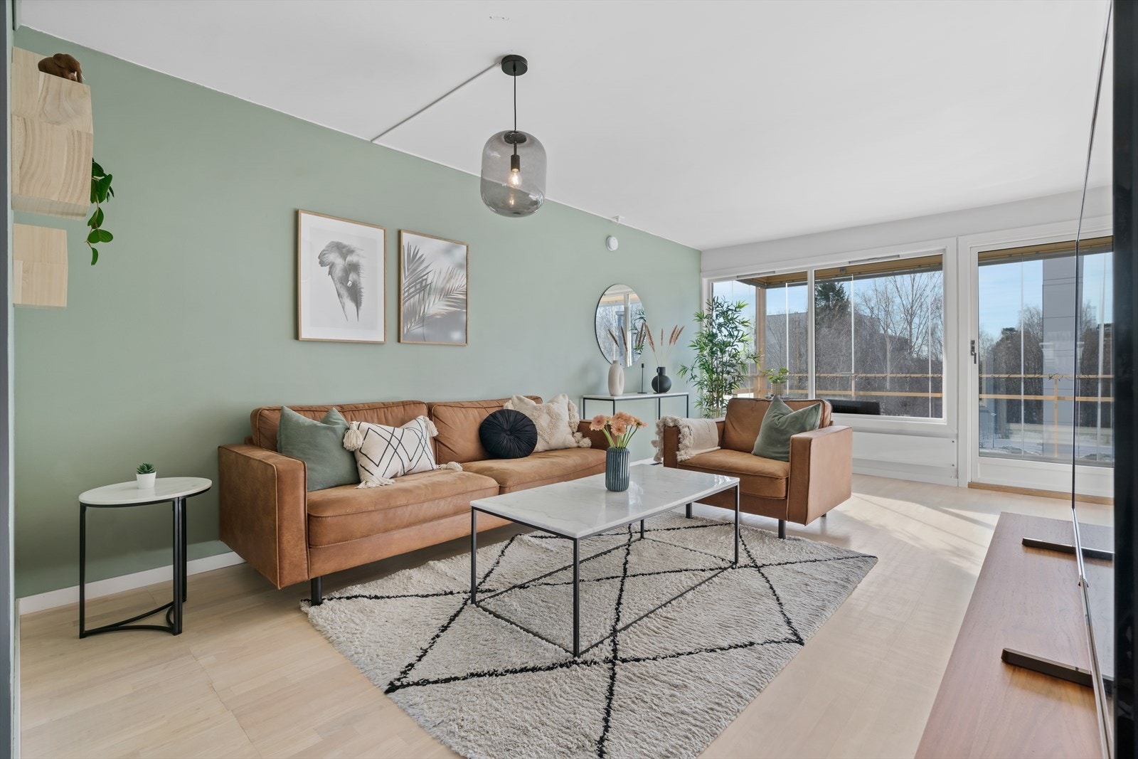 Velkommen til Hovseterveien 102 A - Presentert av Silje Finnsen Hanevik hos Nordvik Bolig. Galleribilde