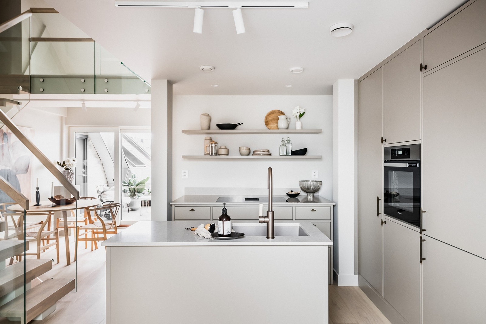 Gimleveien 24 B presenteres av Tommy Friestad v/Boa Eiendomsmegling Oslo vest. Galleribilde