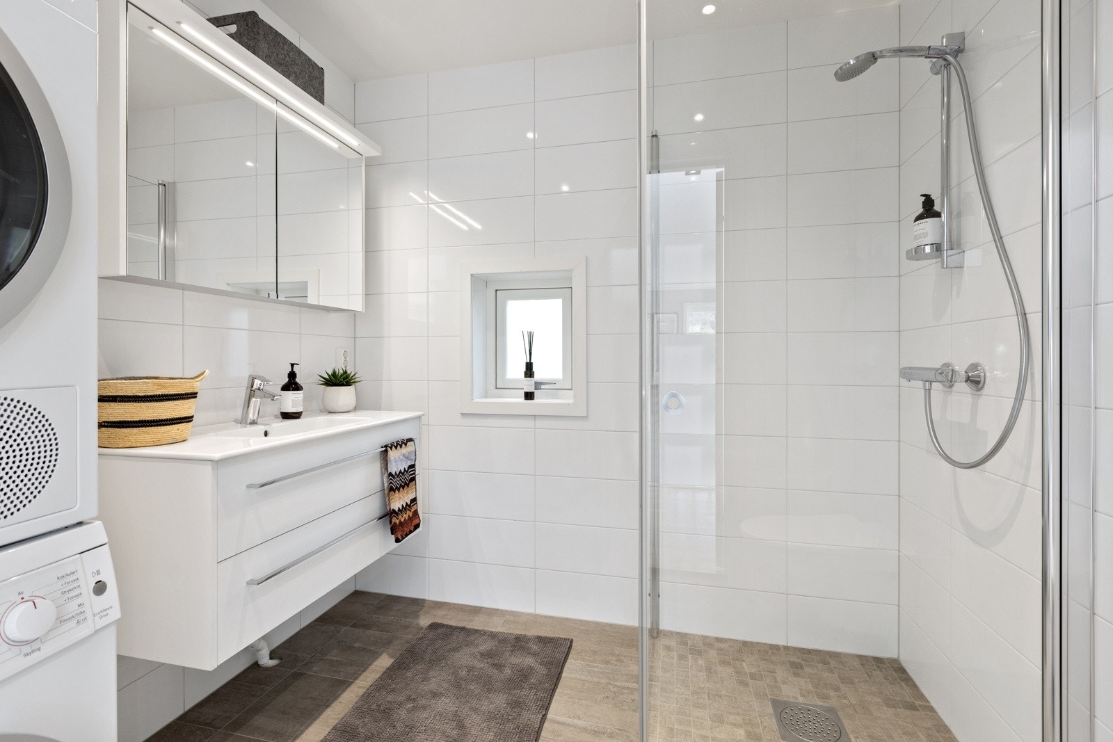 Bad 1 etasje Galleribilde