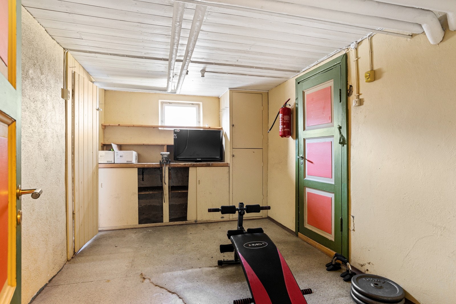 Rom i kjeller. Galleribilde