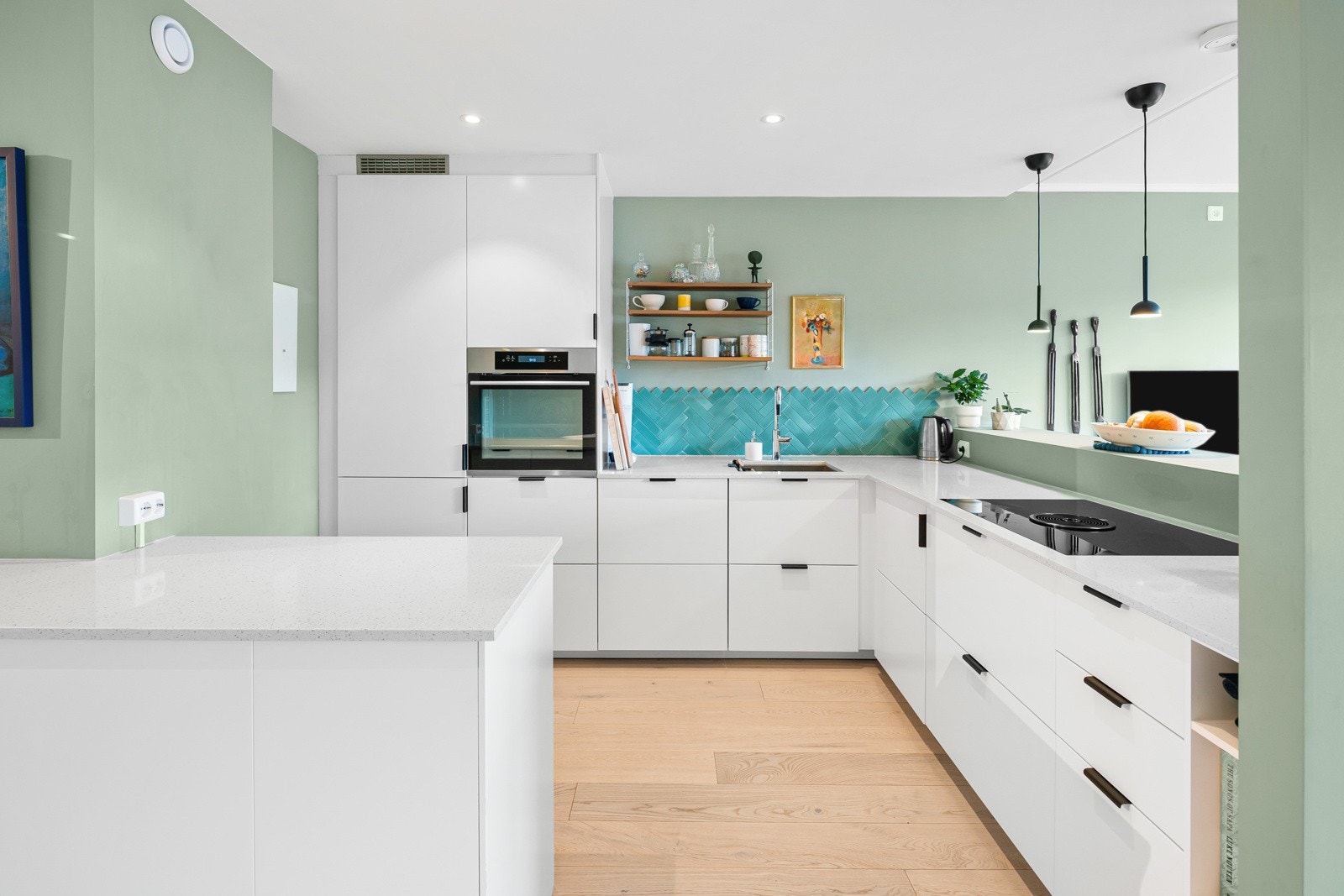 Velkommen til Hovseterveien 54B presentert av Jørgen Ek v. Privatmegleren Dyve & Partnere. Galleribilde