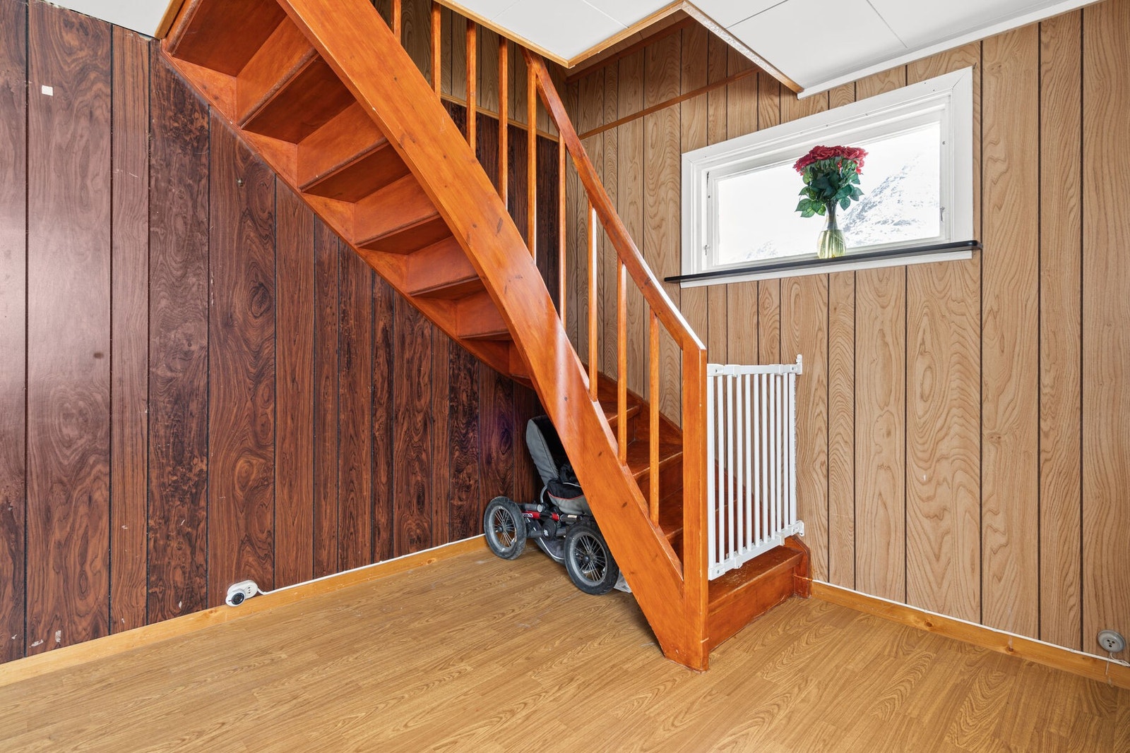 Hobbyrom med trapp. Galleribilde