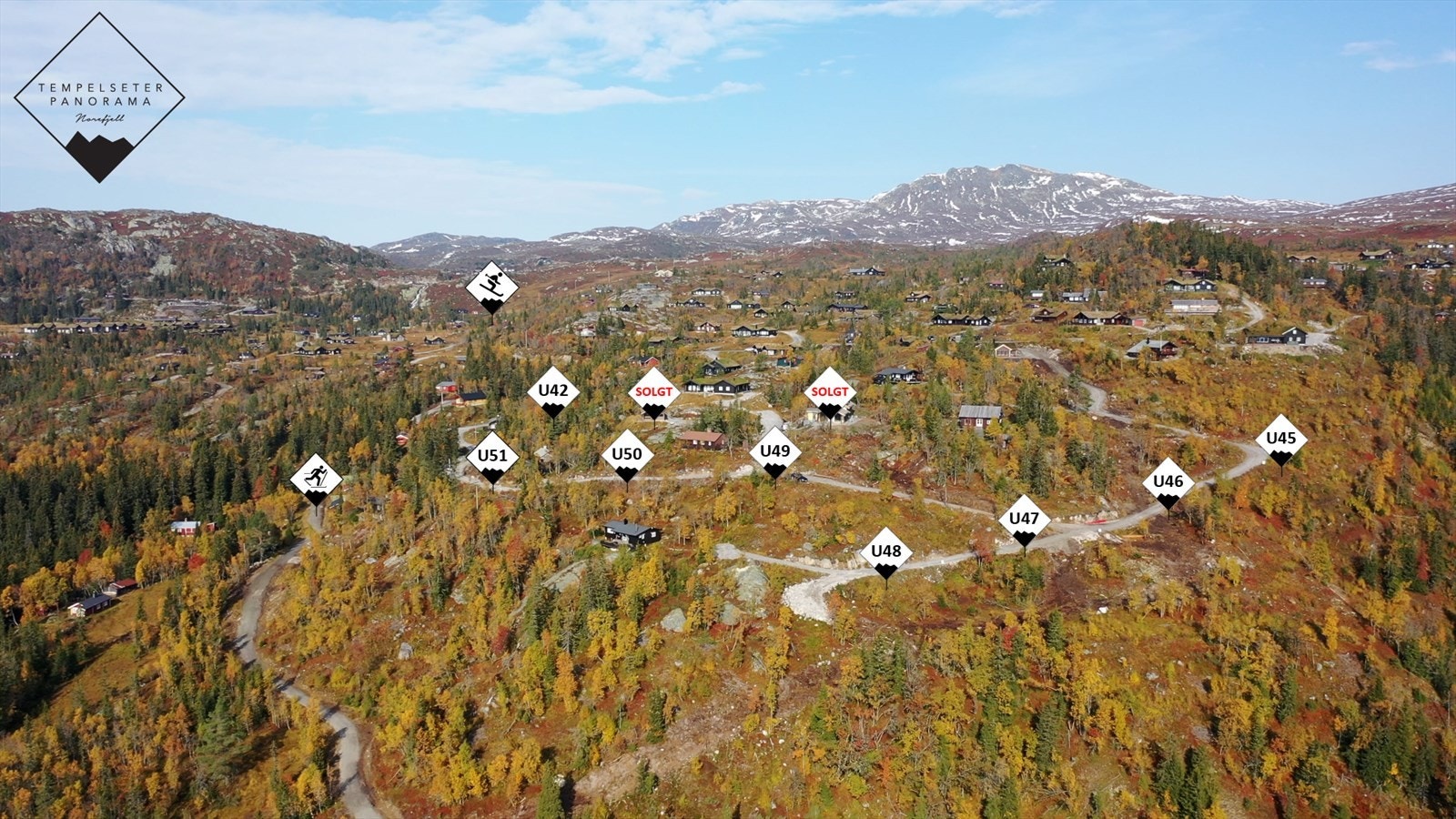 Oversiktsbilde der tomter, skiløypetrase og alpinbakke er markert. Galleribilde