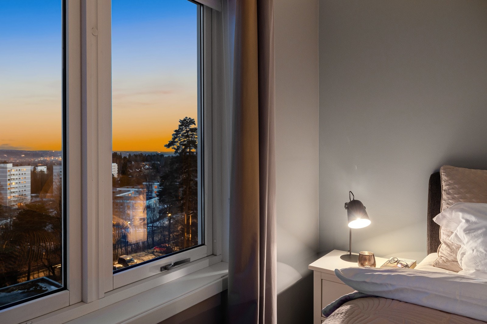 Utsikt fra soveromsvinduet. Galleribilde