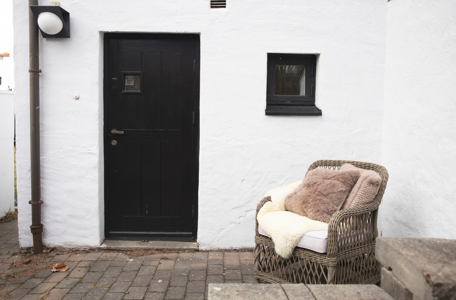 Underetasjen har egen inngang. Galleribilde