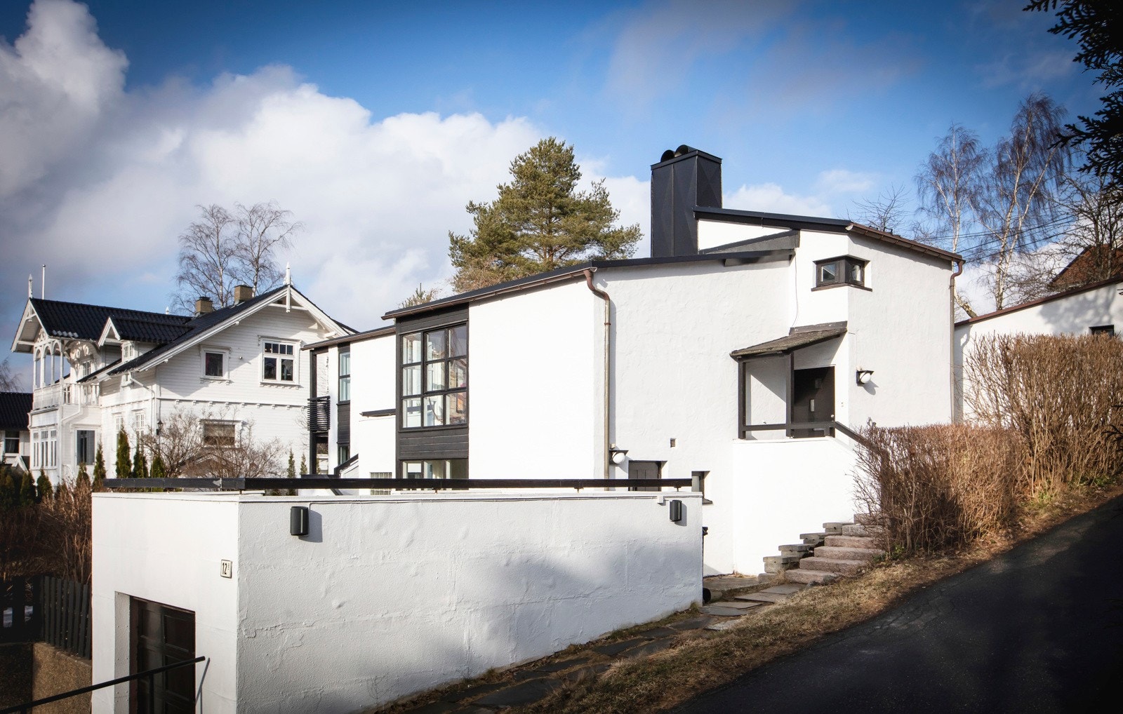 Dette er en sjelden bolig med en spennende planløsning og en god standard. Galleribilde