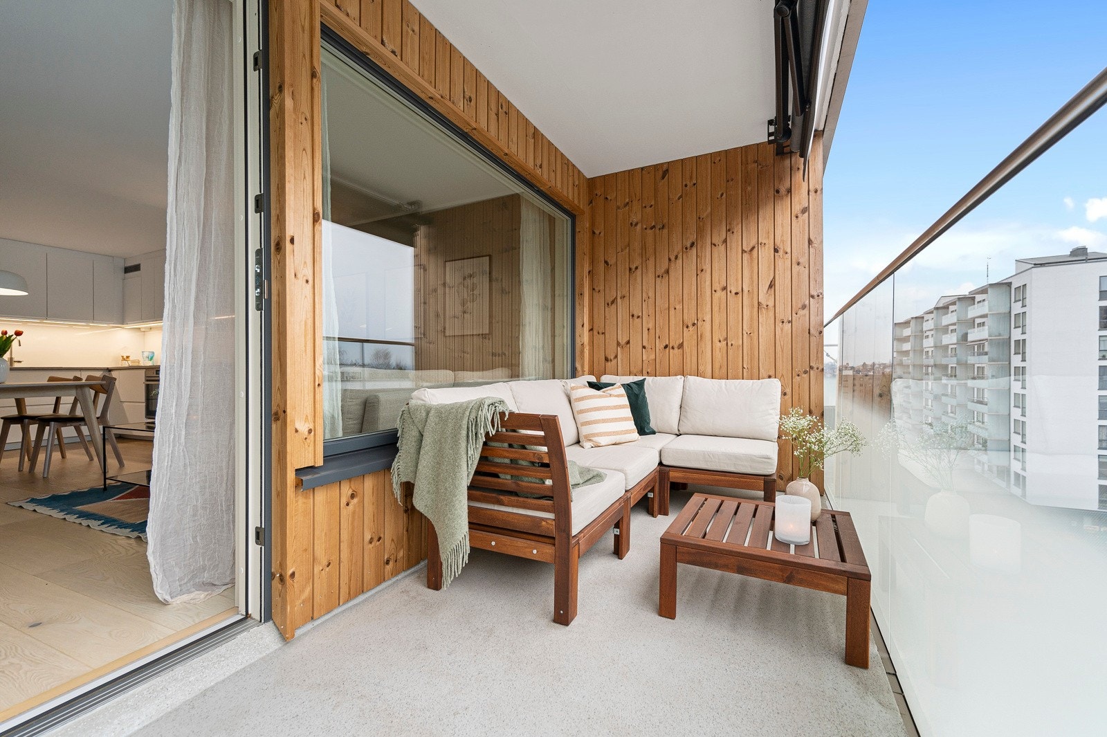 Dette er en romslig 2,5-roms leilighet med en god planløsning og moderne standard. Galleribilde