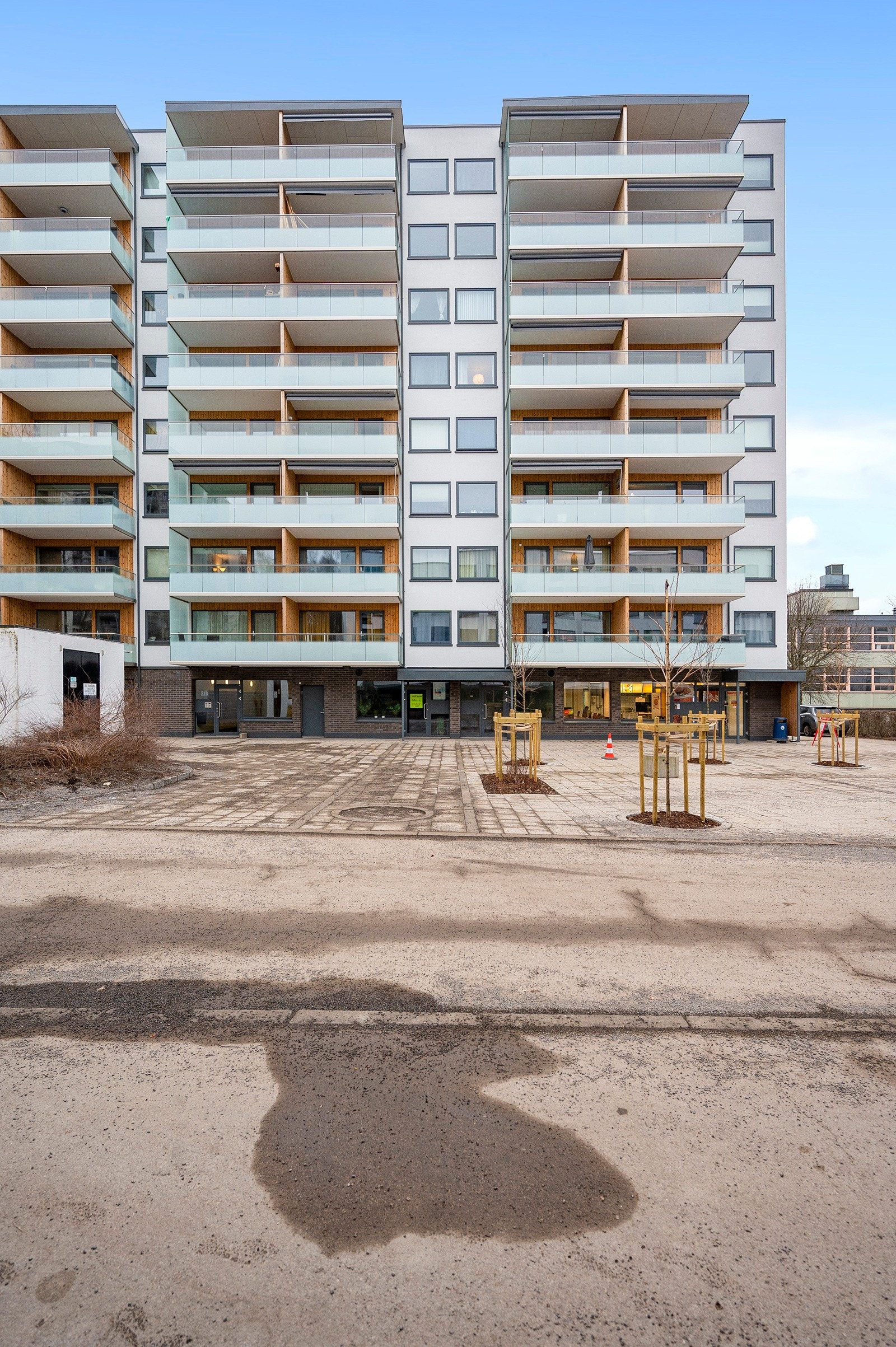 Boligen ligger i et veletablert boligstrøk på Hovseter, med kort vei til marka og sentrum. Galleribilde