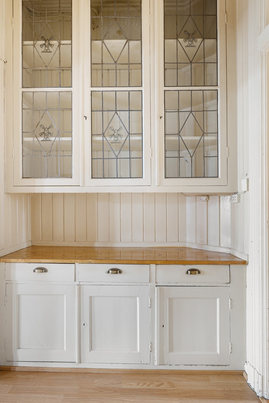 Mellomgang - Kjøkken. Galleribilde