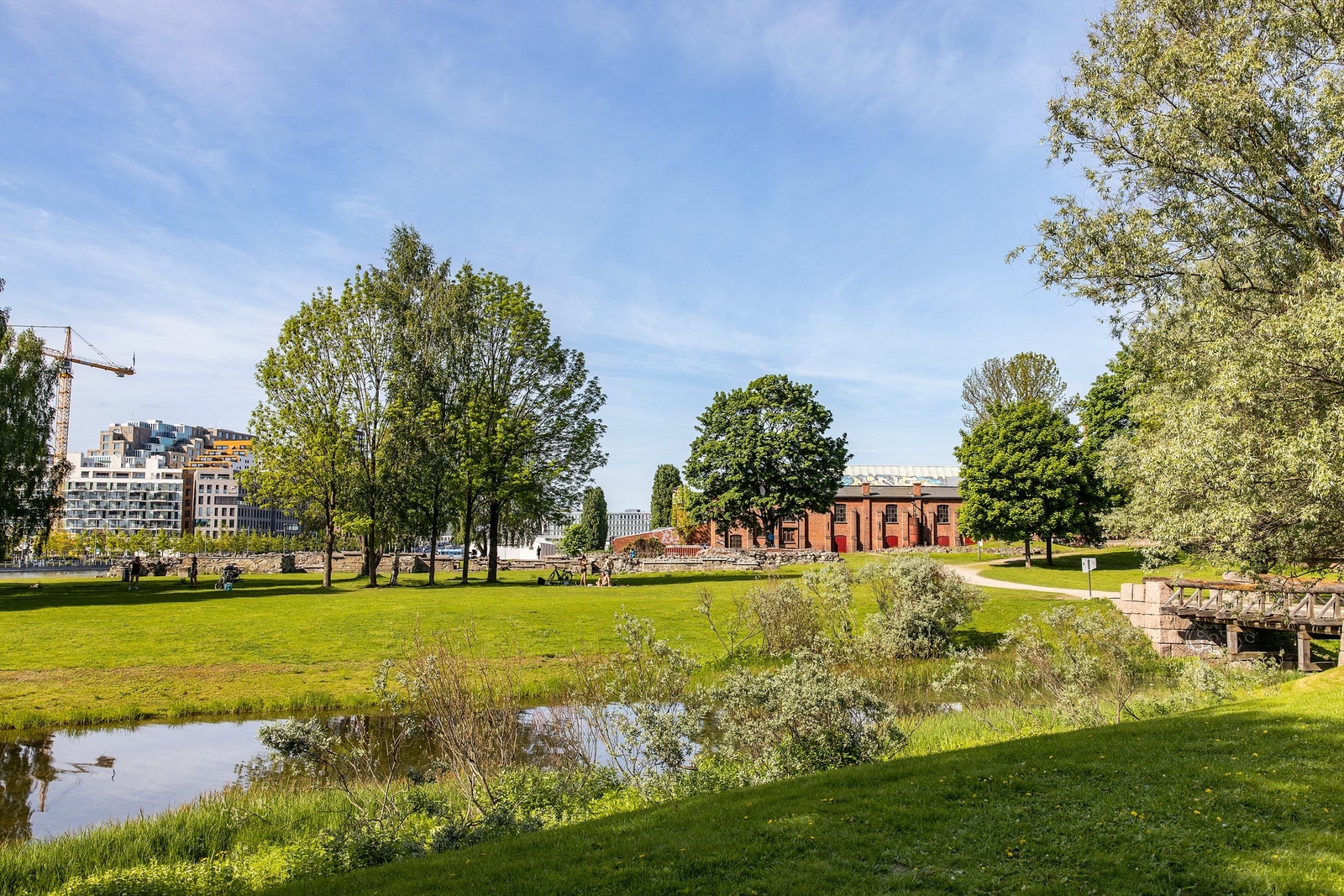 Middelalderparken ligger kun en kort gåtur fra boligen. Galleribilde