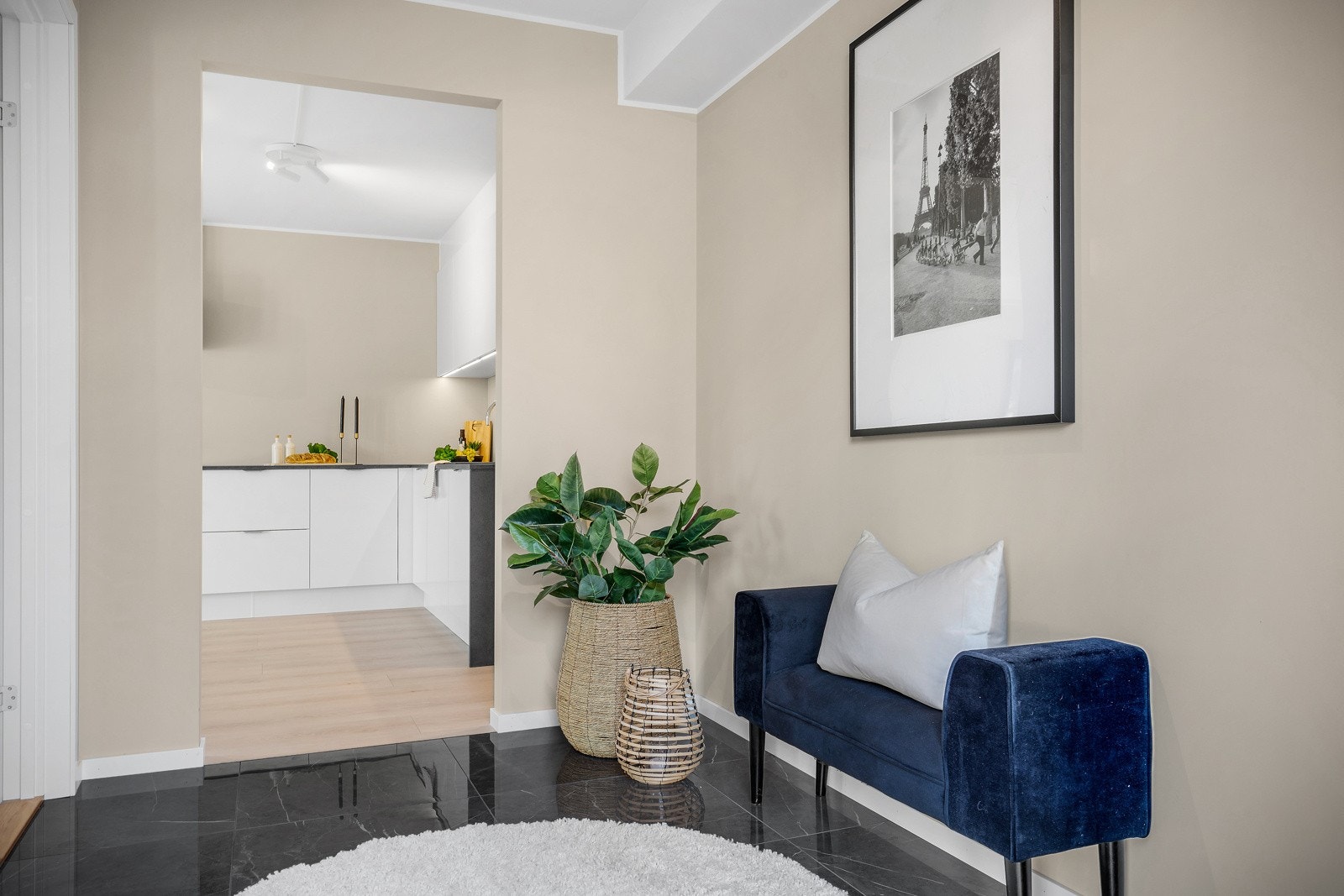 Entré i utleiedel. Galleribilde