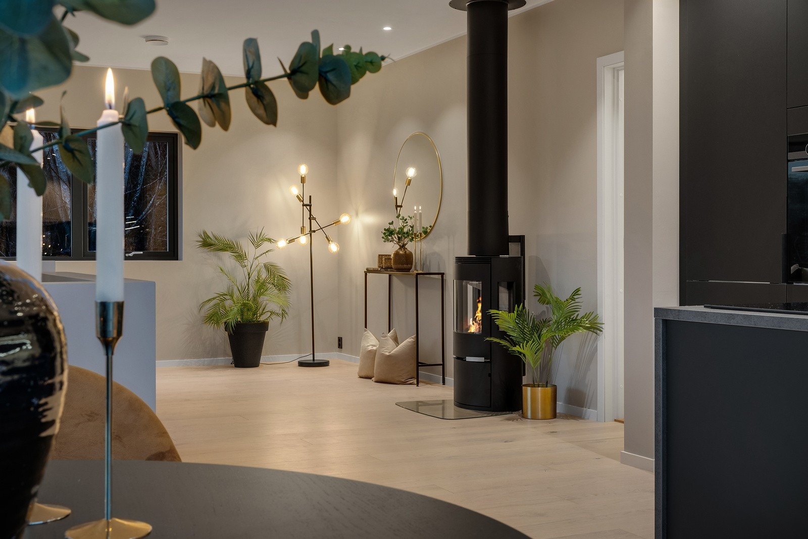 Oppvarming: elektrisk og vedfyring. Galleribilde