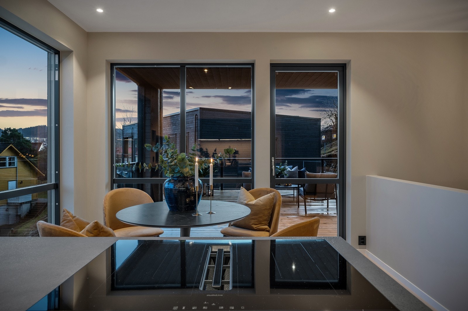 Perfekt plass å nyte morgenkaffen! Galleribilde