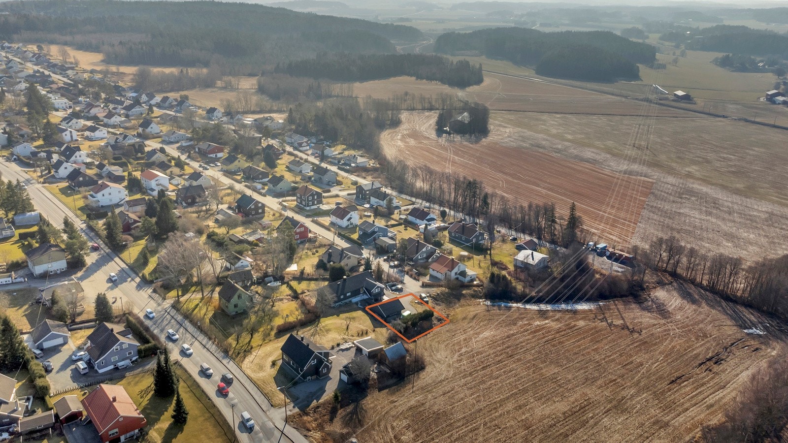 Tomten ligger innerst i en blindvei Galleribilde