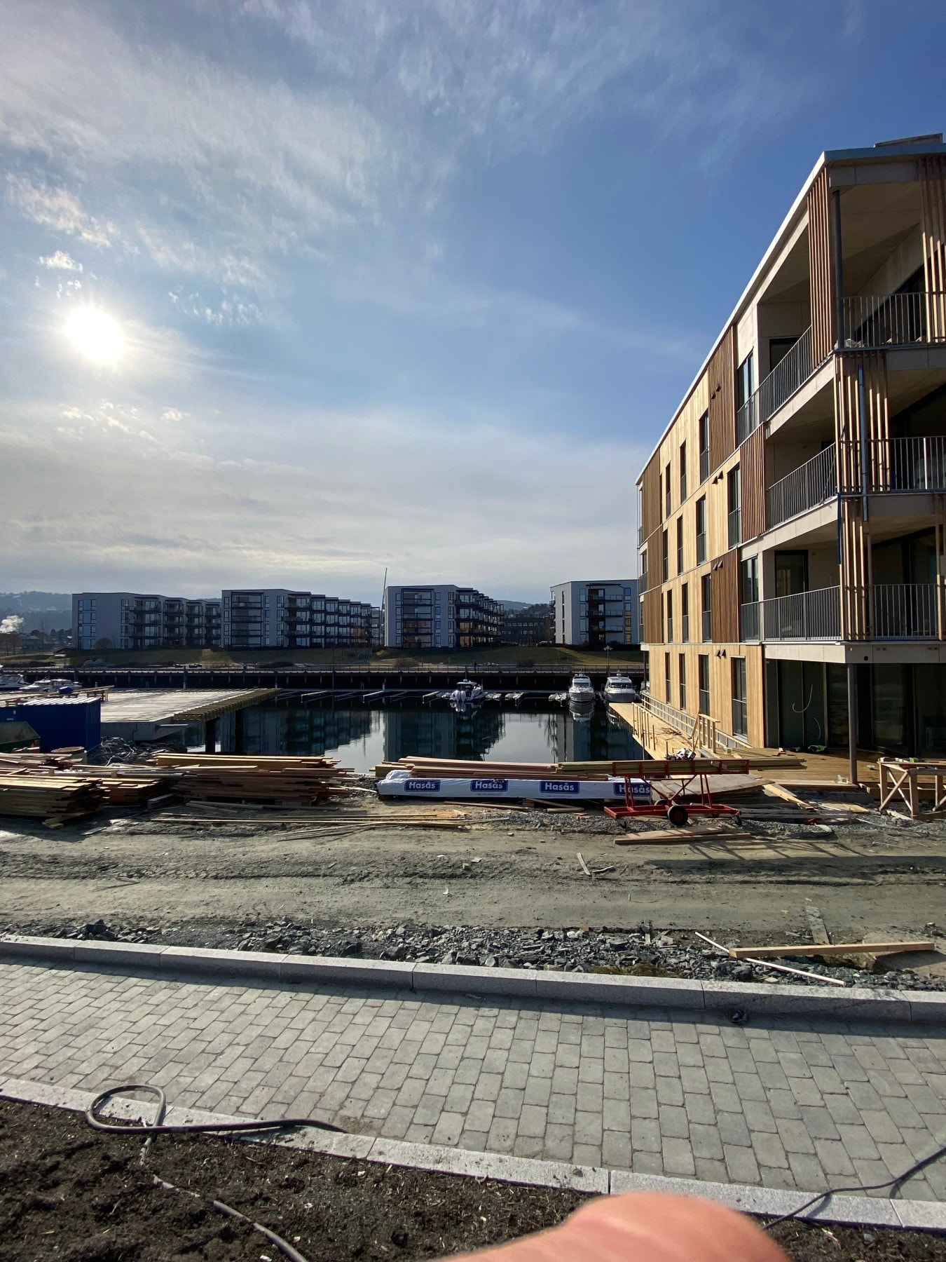 Det vil bli god avstand mellom Bryggevilla 3 og neste Bryggevilla som bygges Galleribilde