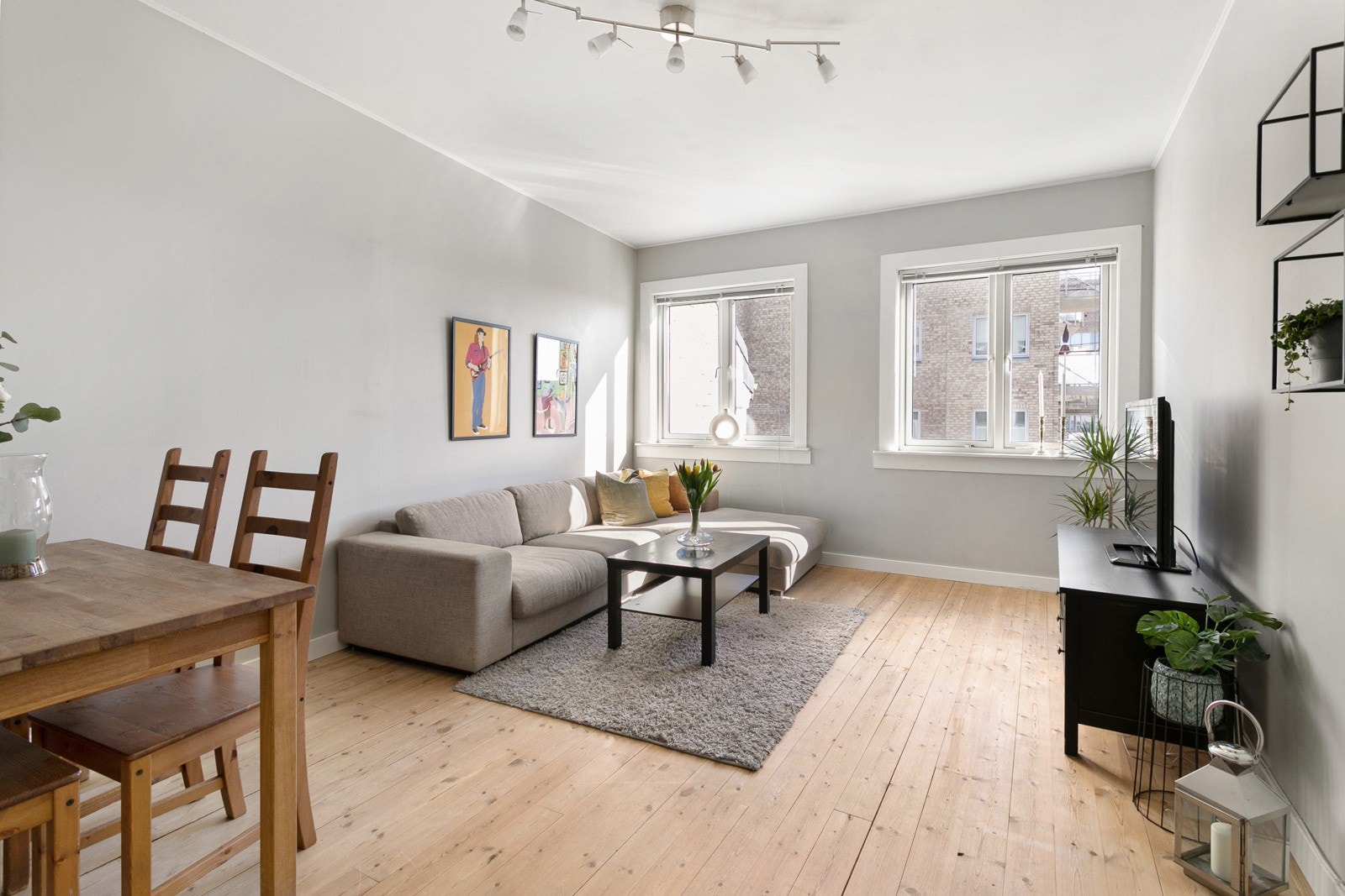 Lyse fargevalg og pene tregulv. Galleribilde