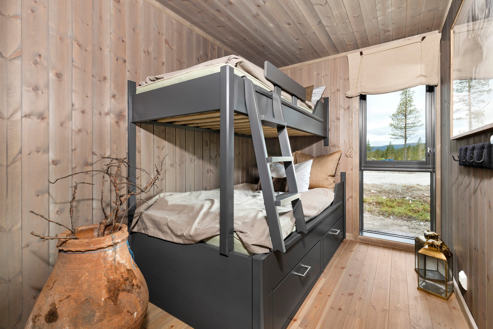 Soverom nede med familiekøye - Bilde fra vår Smart 6 Ark på Turufjell i Flå Galleribilde